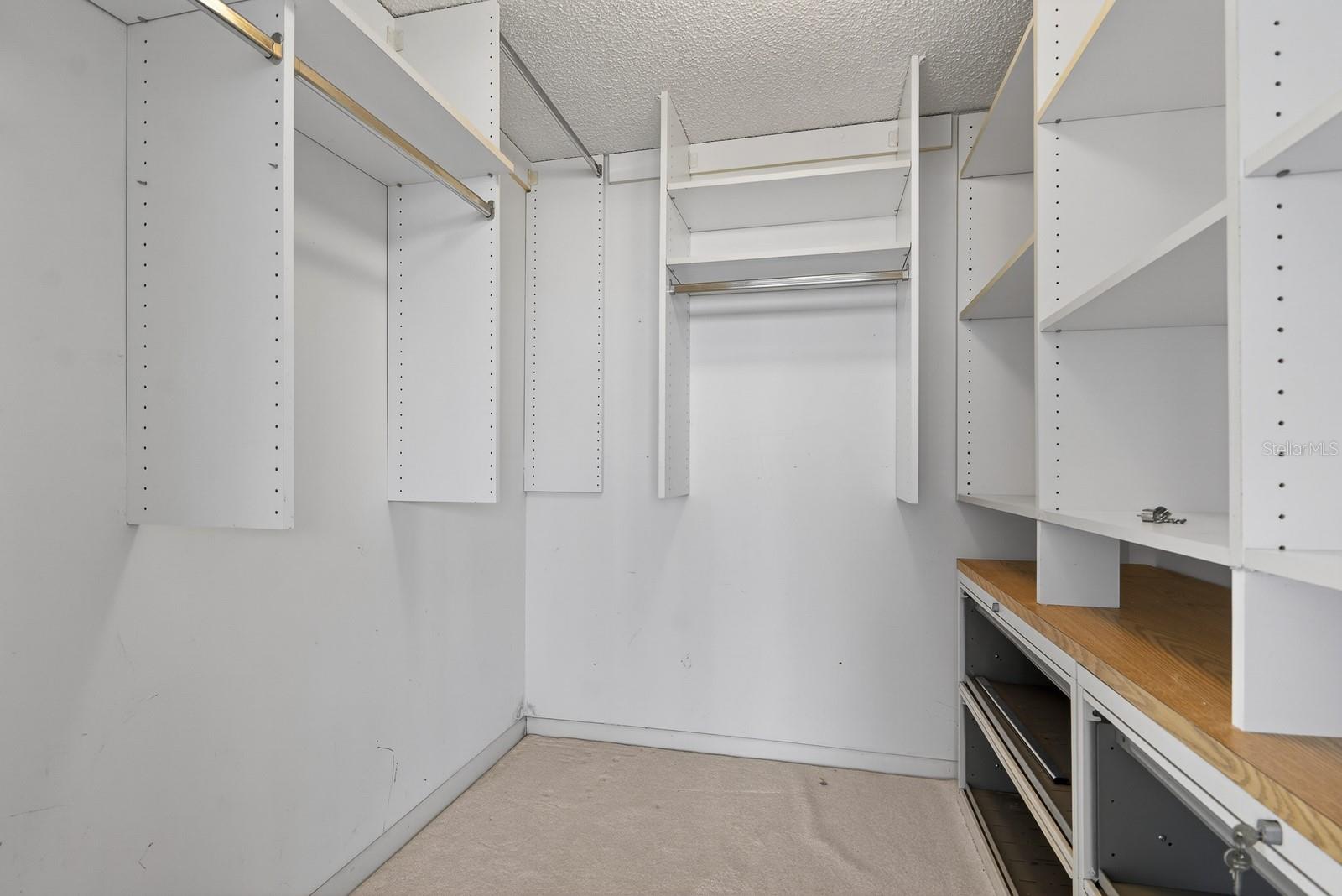 MANSIONS BY THE SEA CONDO - Residential