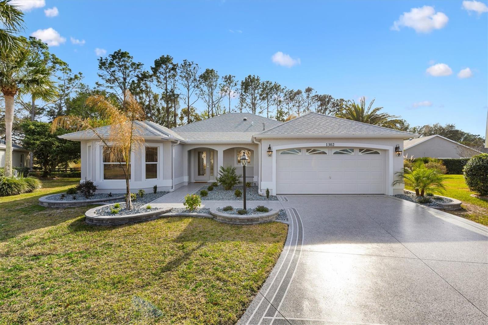 VILLAGES OF SANTIAGO - Residential