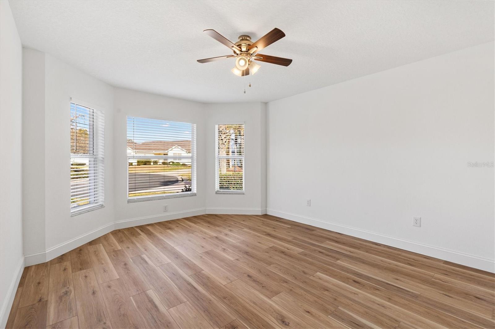 VILLAGES OF SANTIAGO - Residential