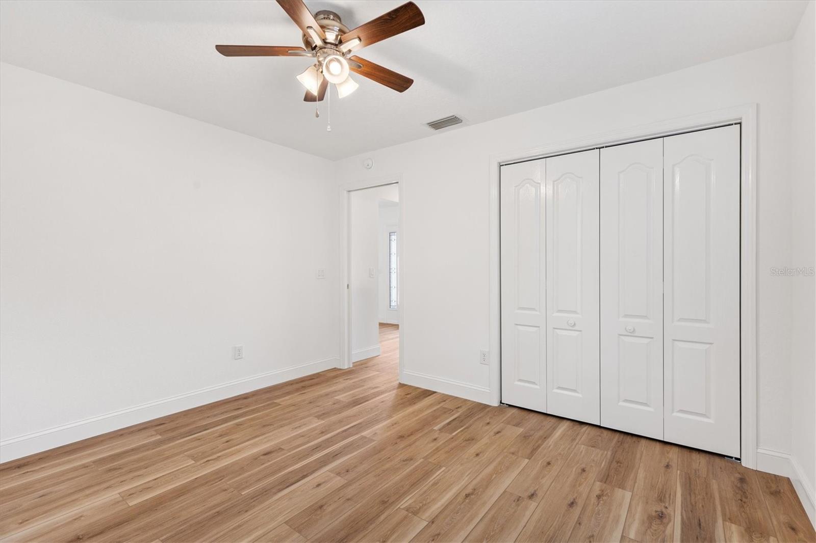 VILLAGES OF SANTIAGO - Residential