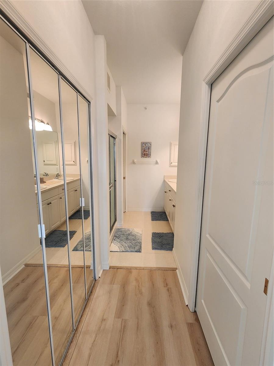 CASA DI AMICI - Residential Lease