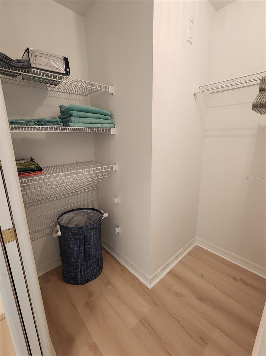 CASA DI AMICI - Residential Lease