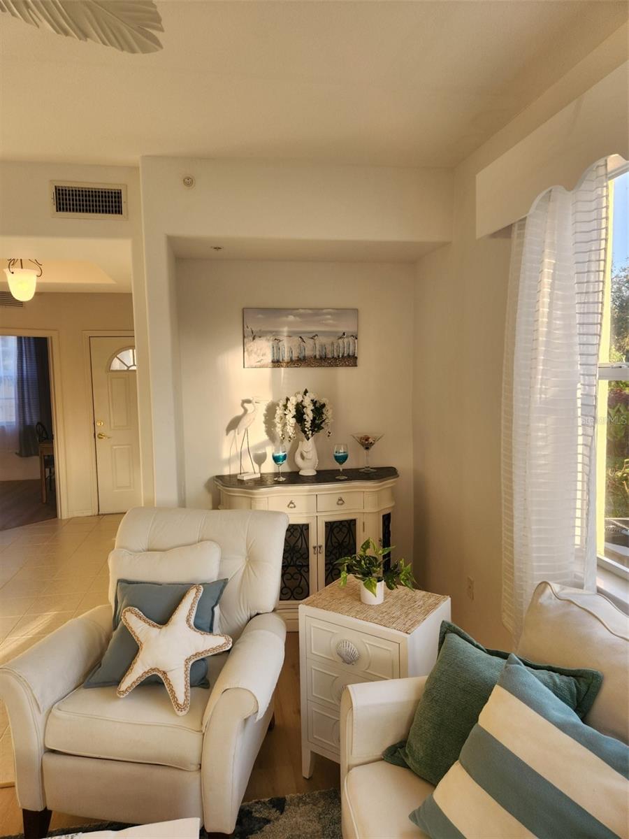 CASA DI AMICI - Residential Lease