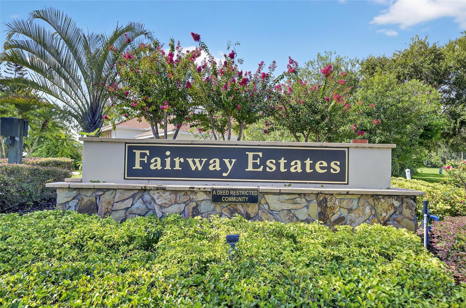WALDEN LAKE FAIRWAY ESTATES - Residential