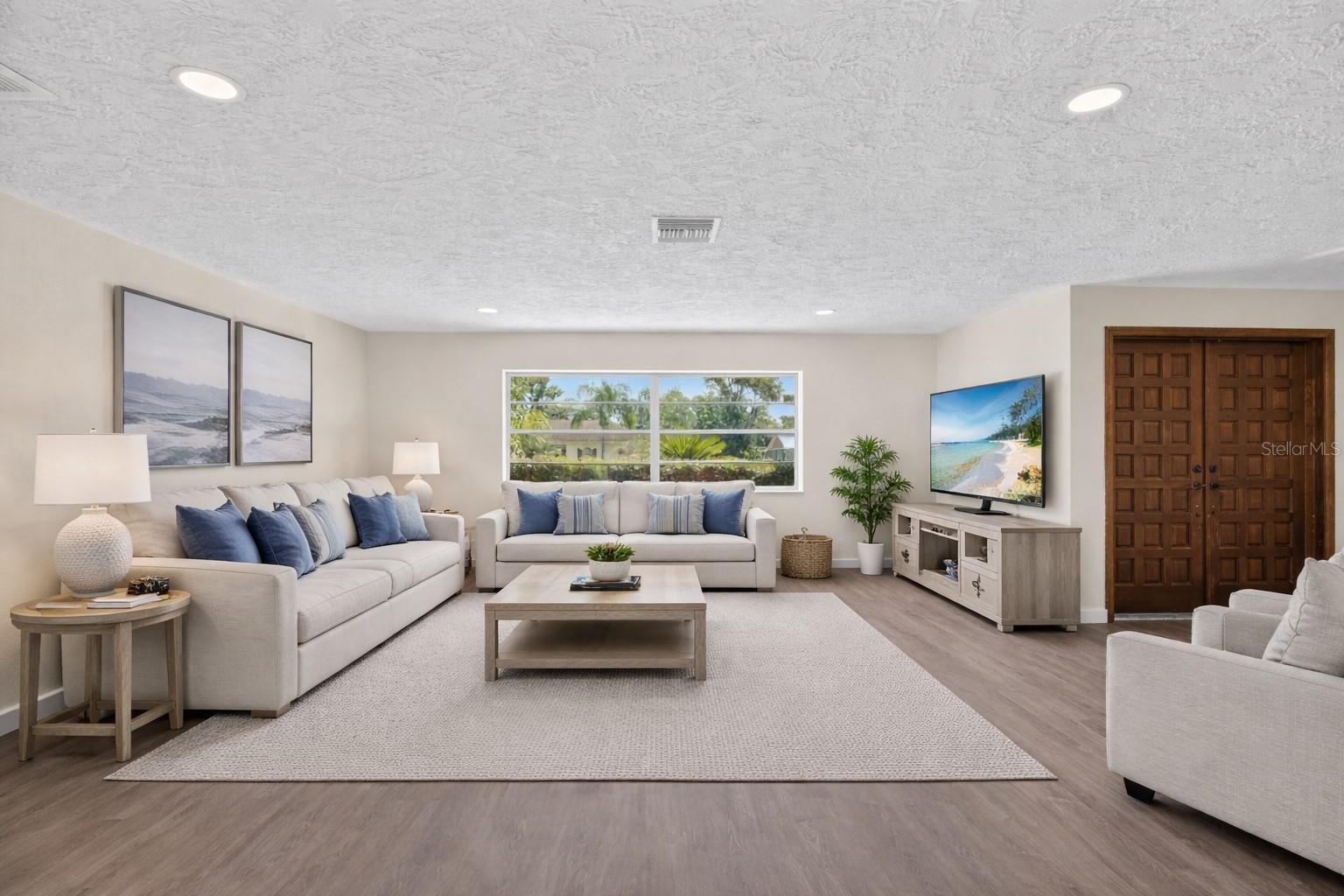 WALDEN LAKE FAIRWAY ESTATES - Residential