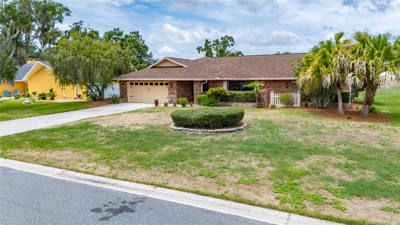 WALDEN LAKE FAIRWAY ESTATES - Residential