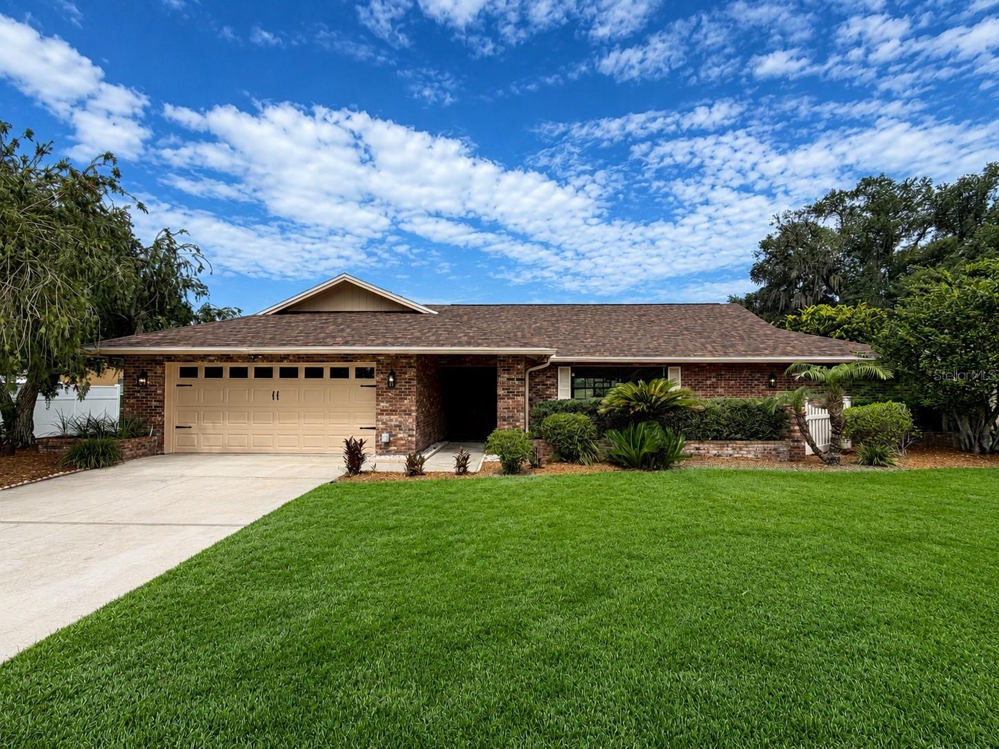 WALDEN LAKE FAIRWAY ESTATES - Residential