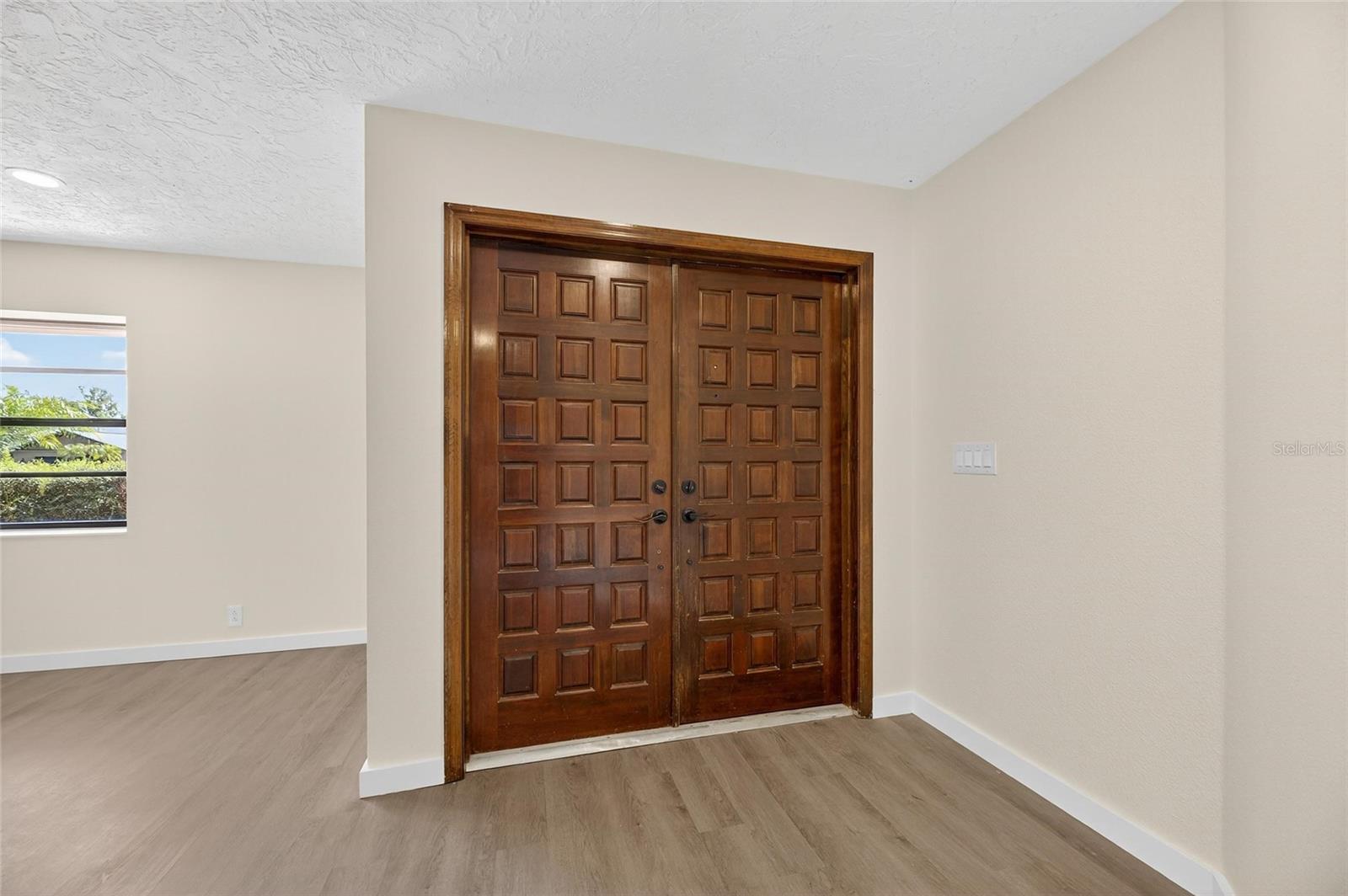 WALDEN LAKE FAIRWAY ESTATES - Residential