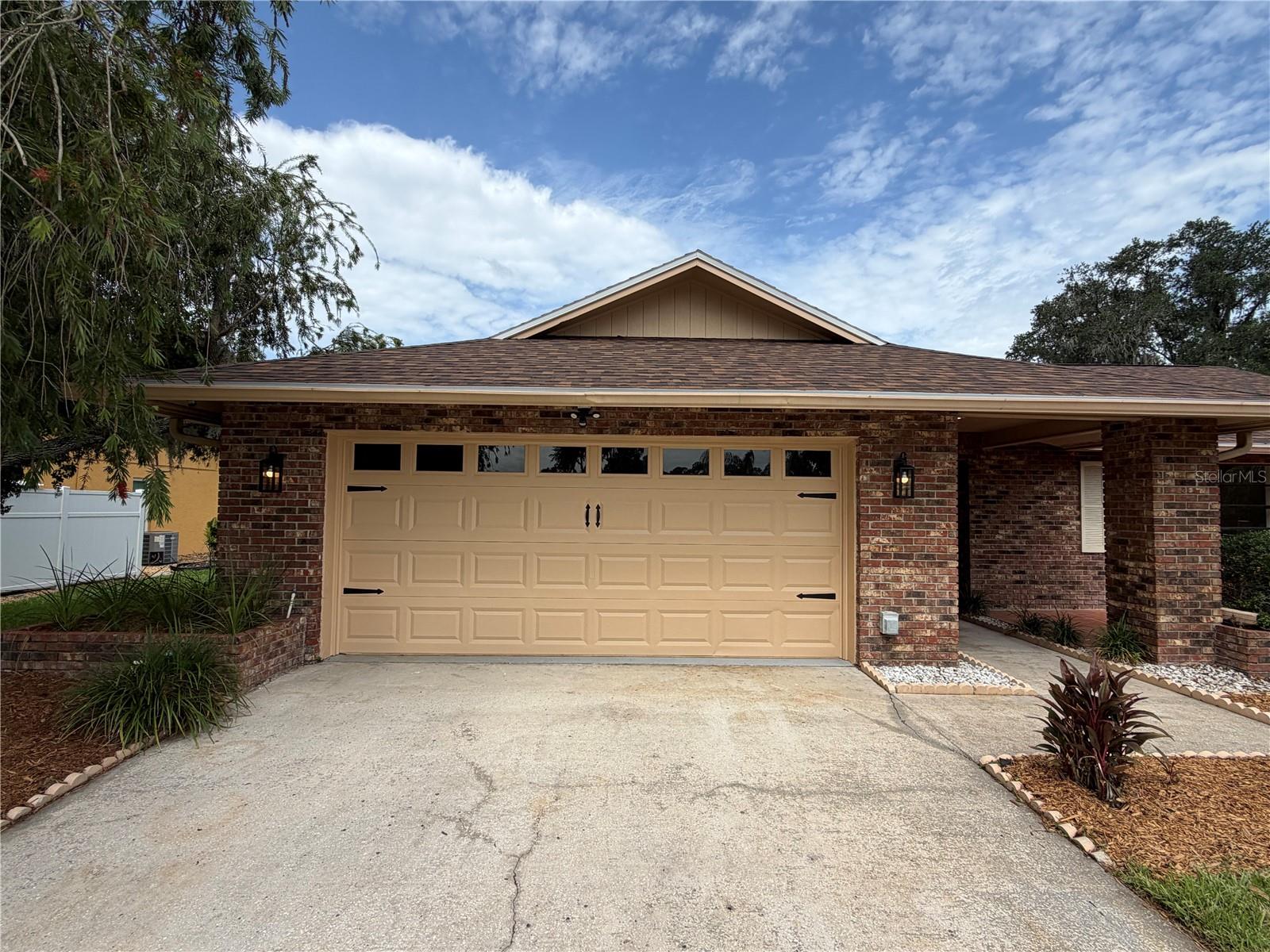 WALDEN LAKE FAIRWAY ESTATES - Residential