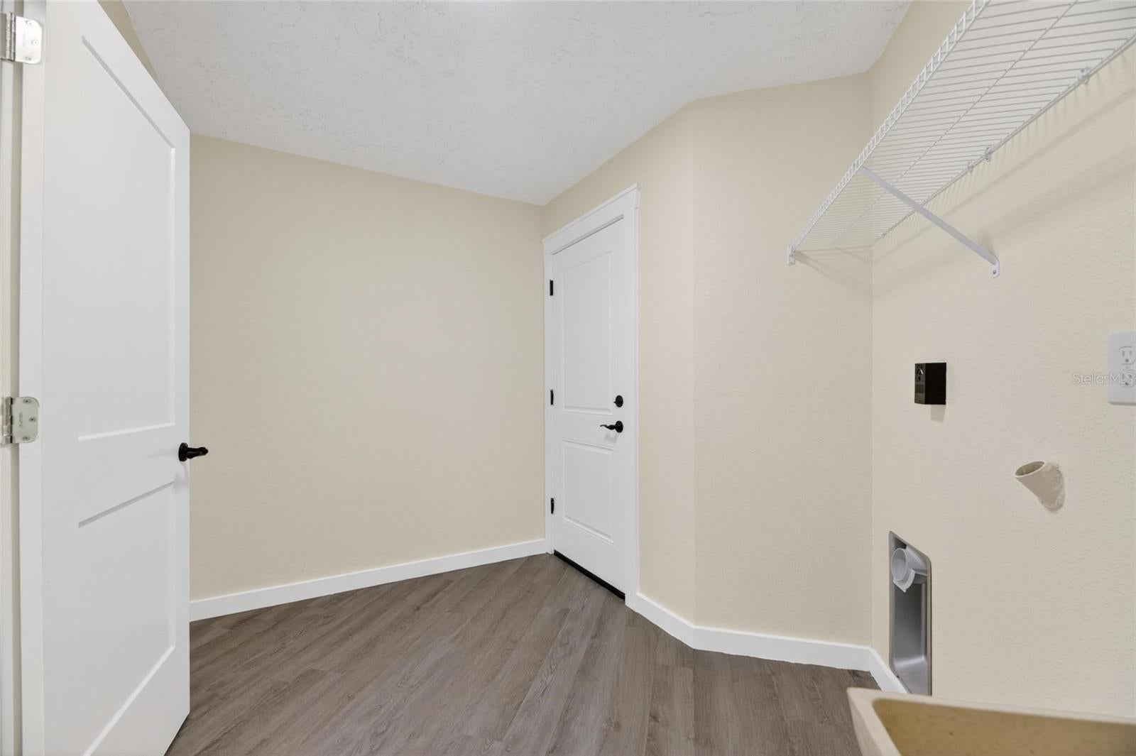 WALDEN LAKE FAIRWAY ESTATES - Residential