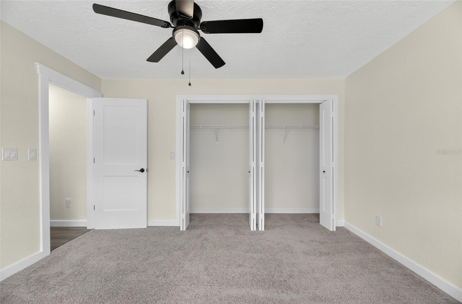 WALDEN LAKE FAIRWAY ESTATES - Residential