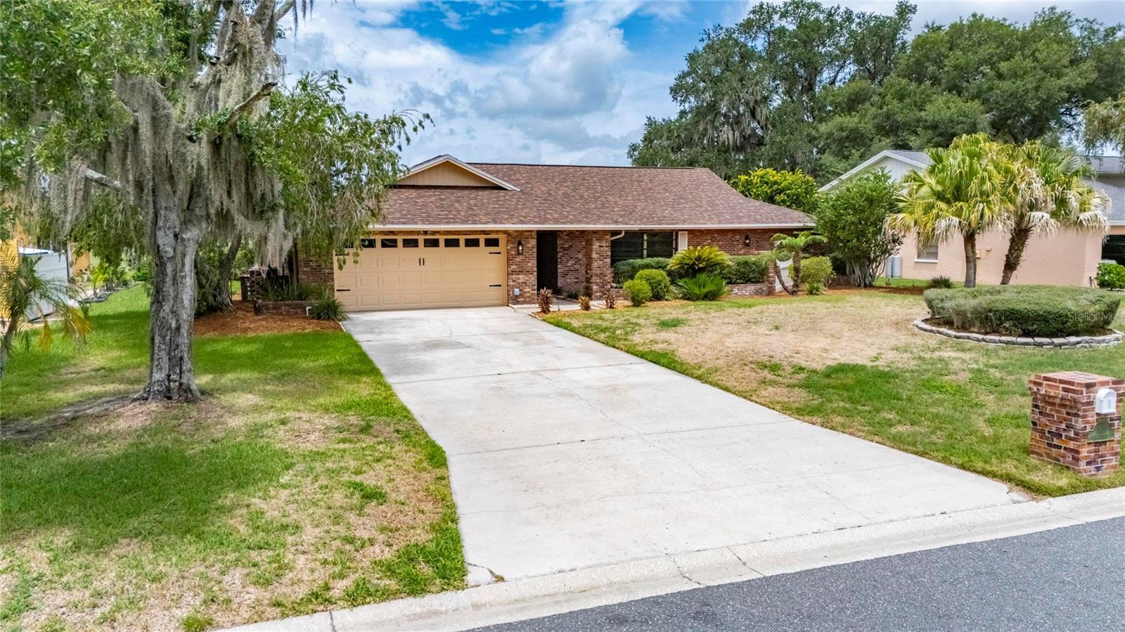 WALDEN LAKE FAIRWAY ESTATES - Residential