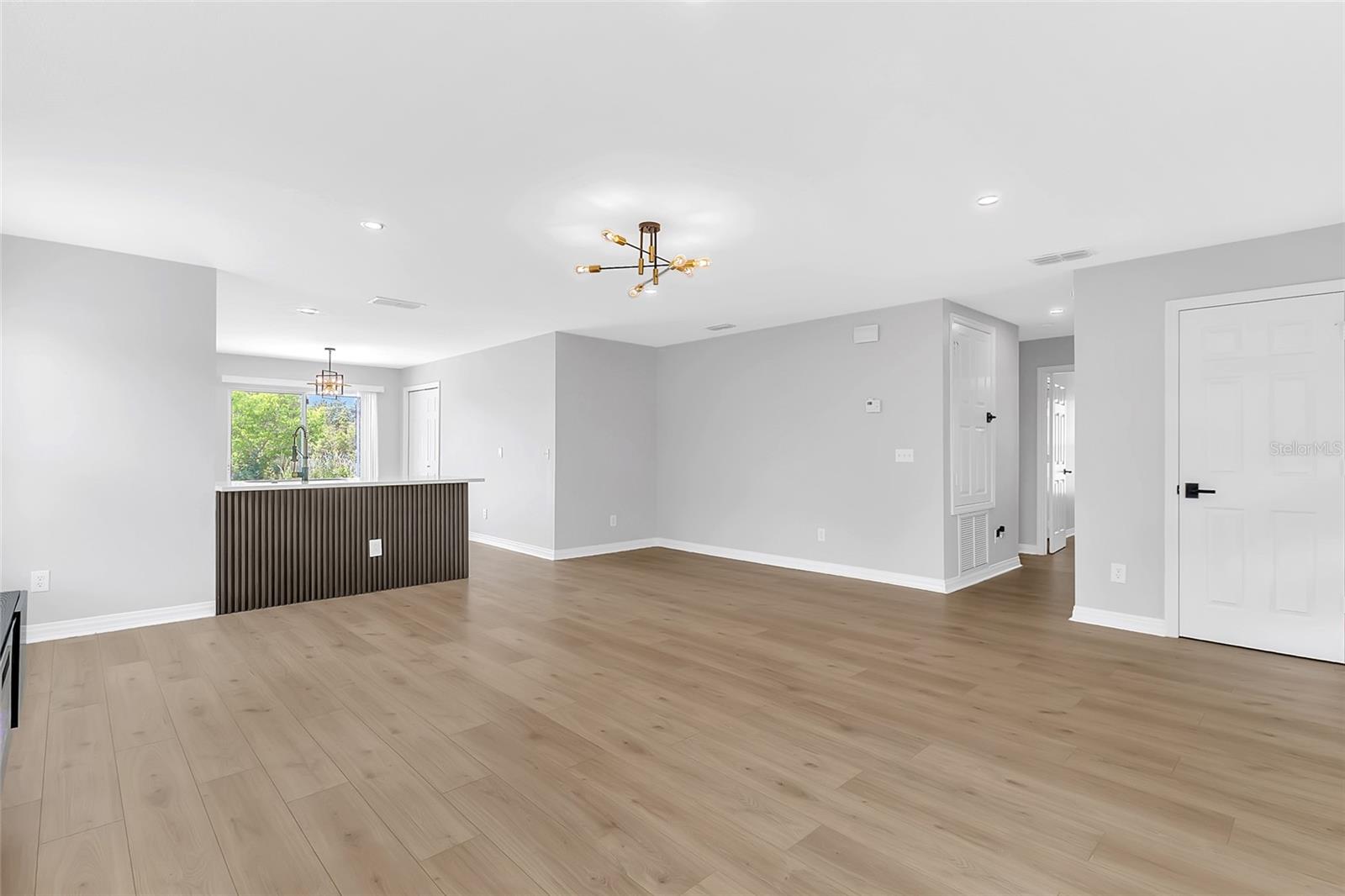 WATERFORD TRLS PH 02 - Residential