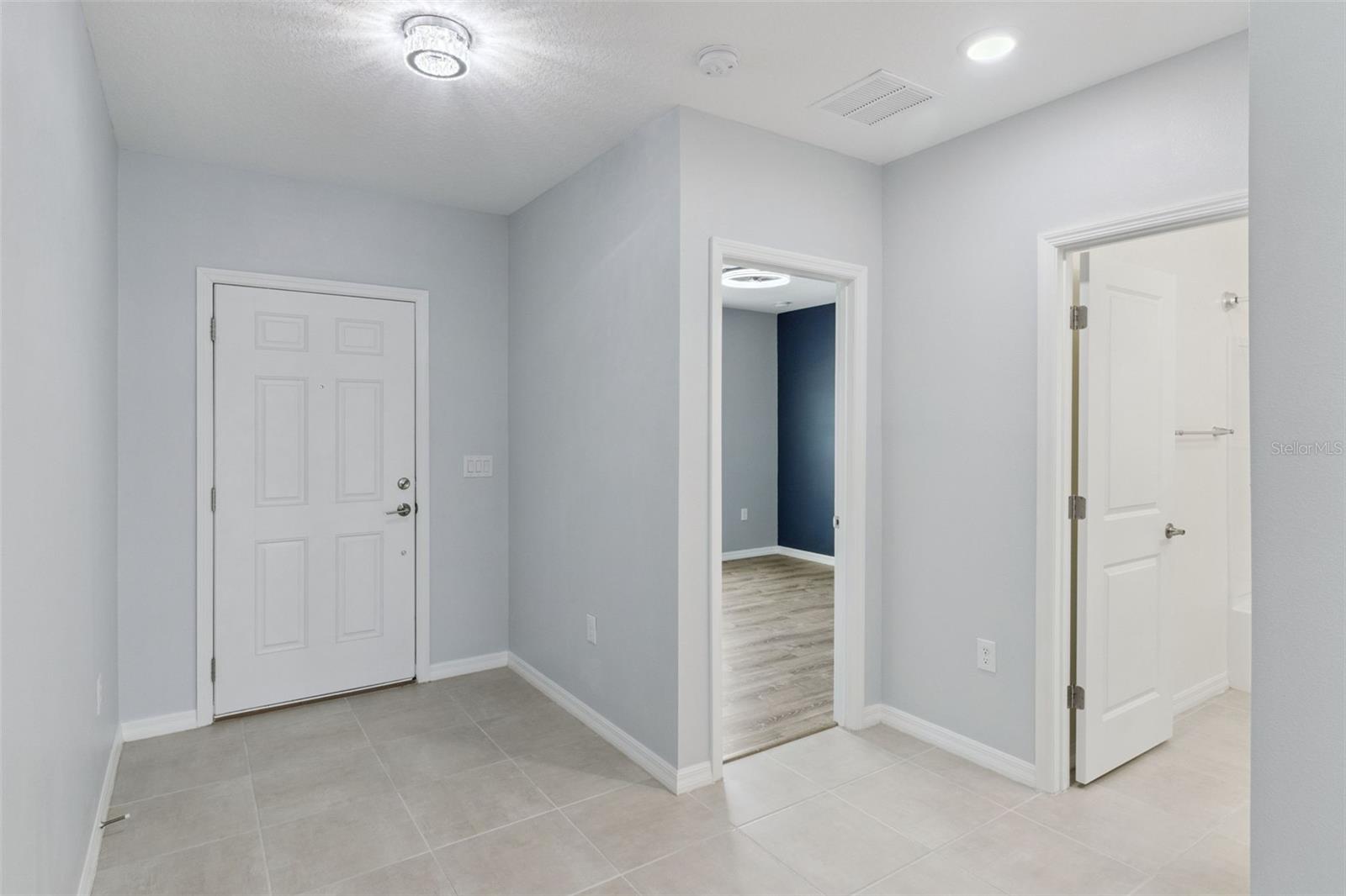 309 CITRINE LOOP