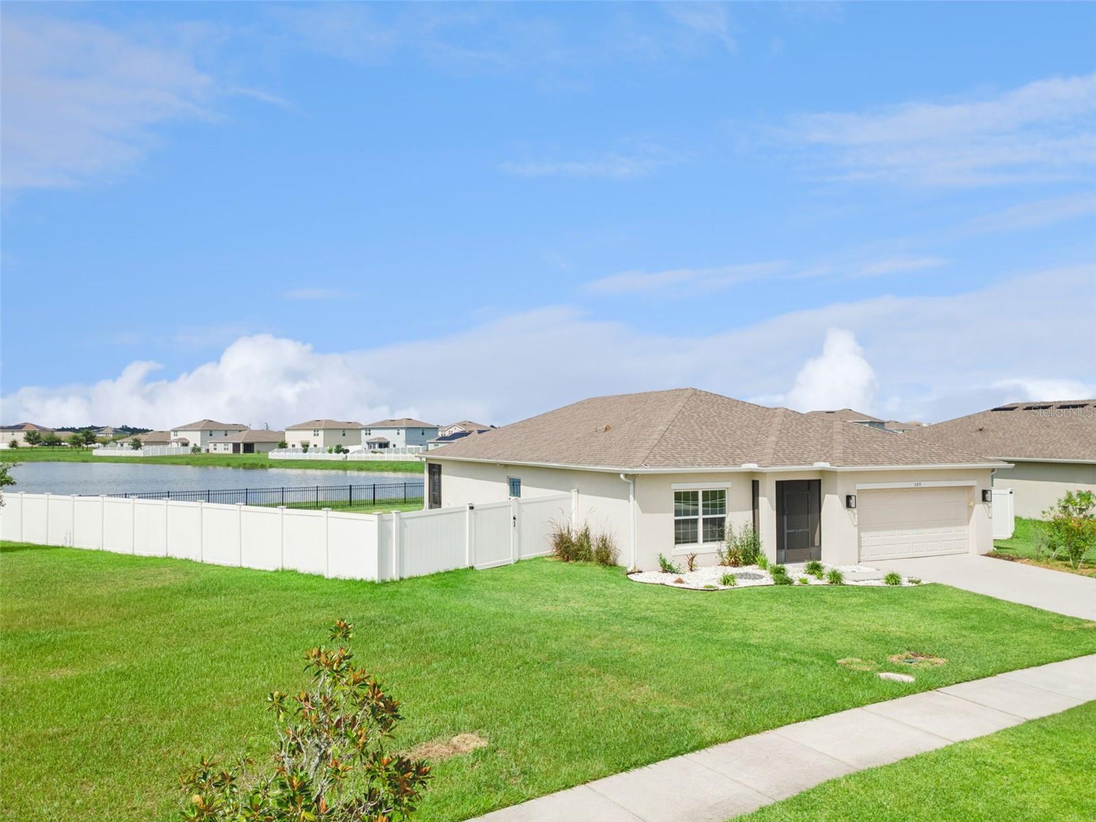 309 CITRINE LOOP