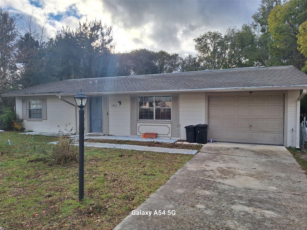 Photo of 3762 SW 150th Loop, Ocala, FL 34473 (MLS # O6374892)
