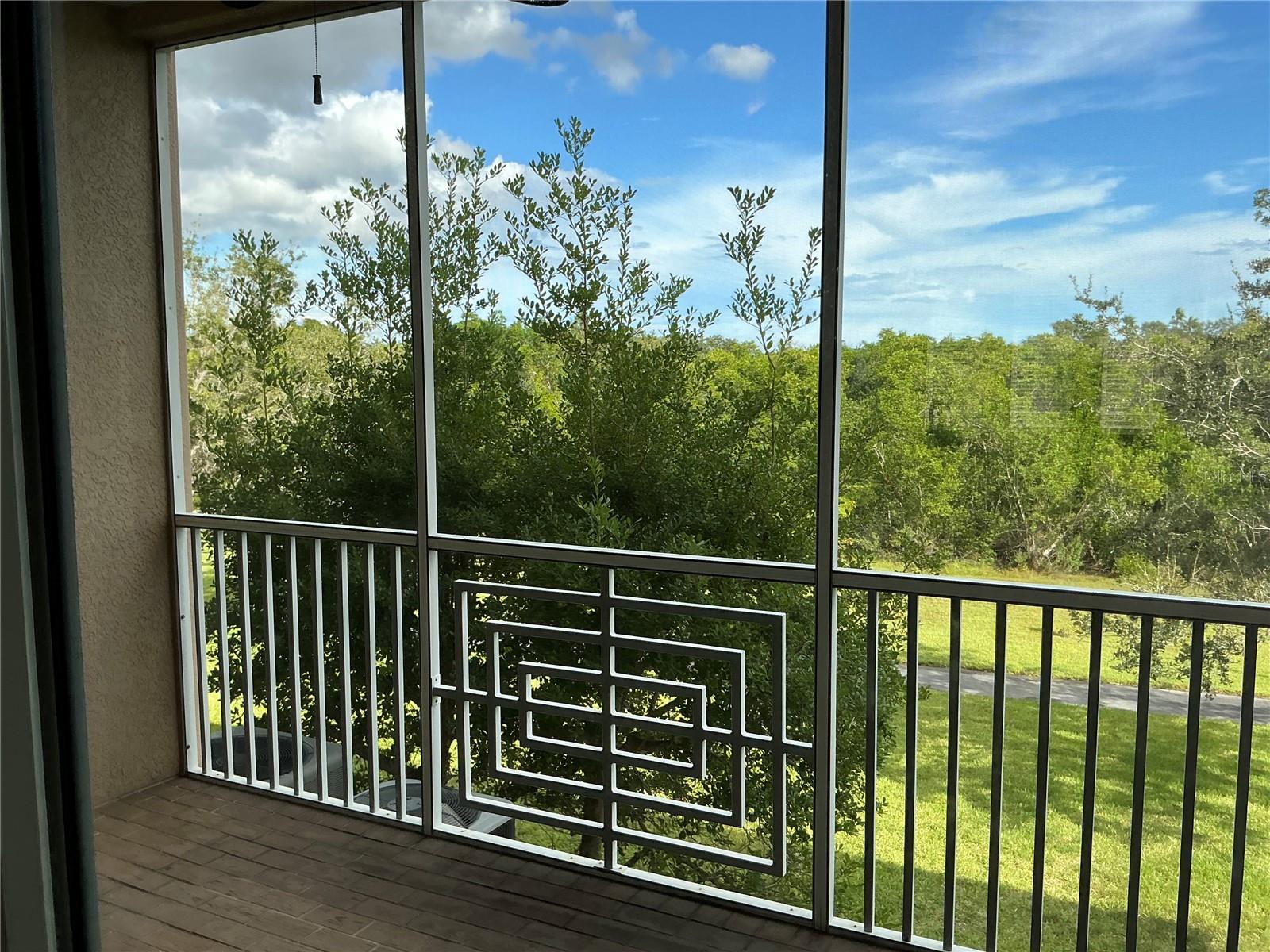 SEMINOLE ISLE - Residential Lease