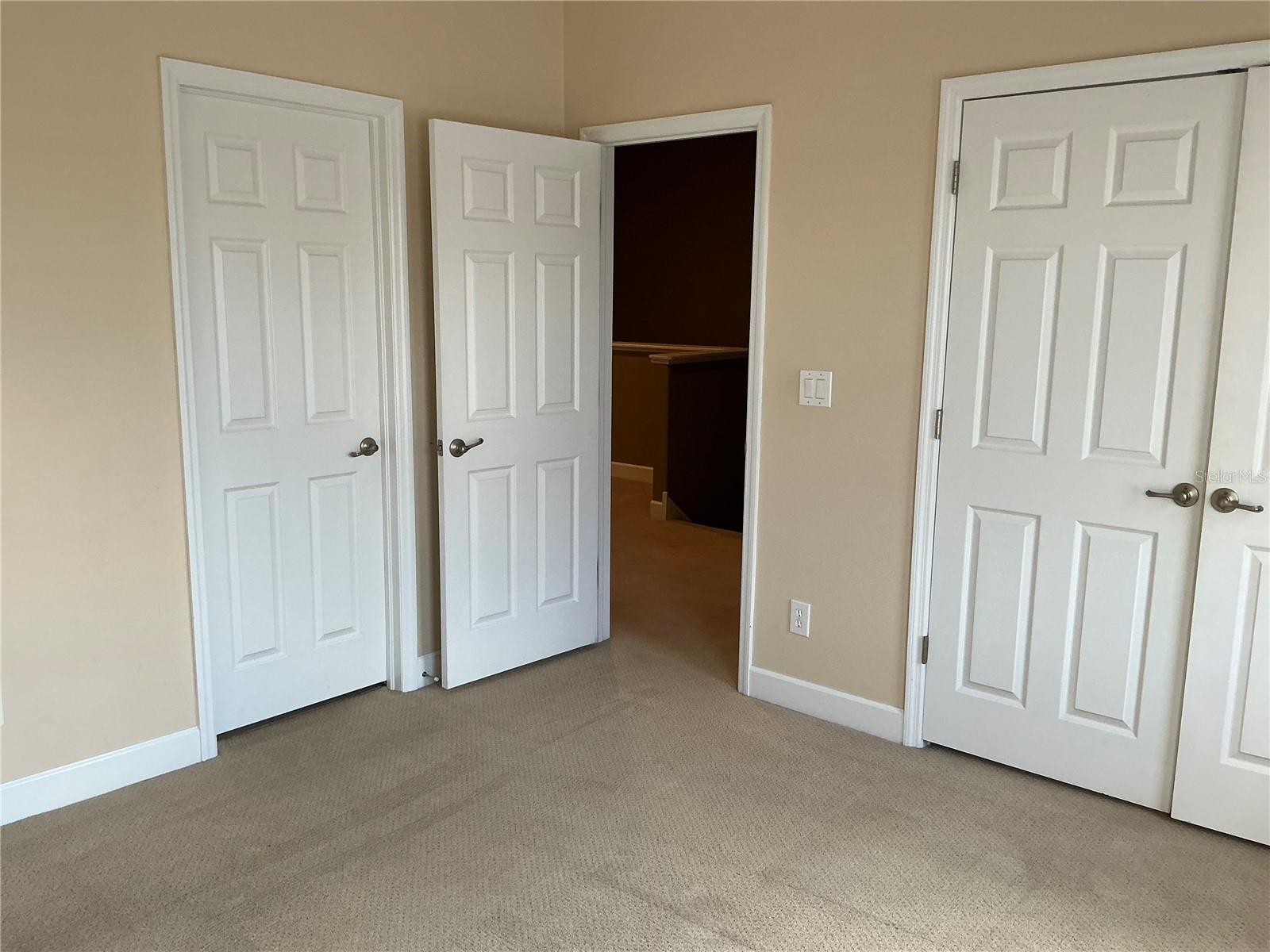 SEMINOLE ISLE - Residential Lease