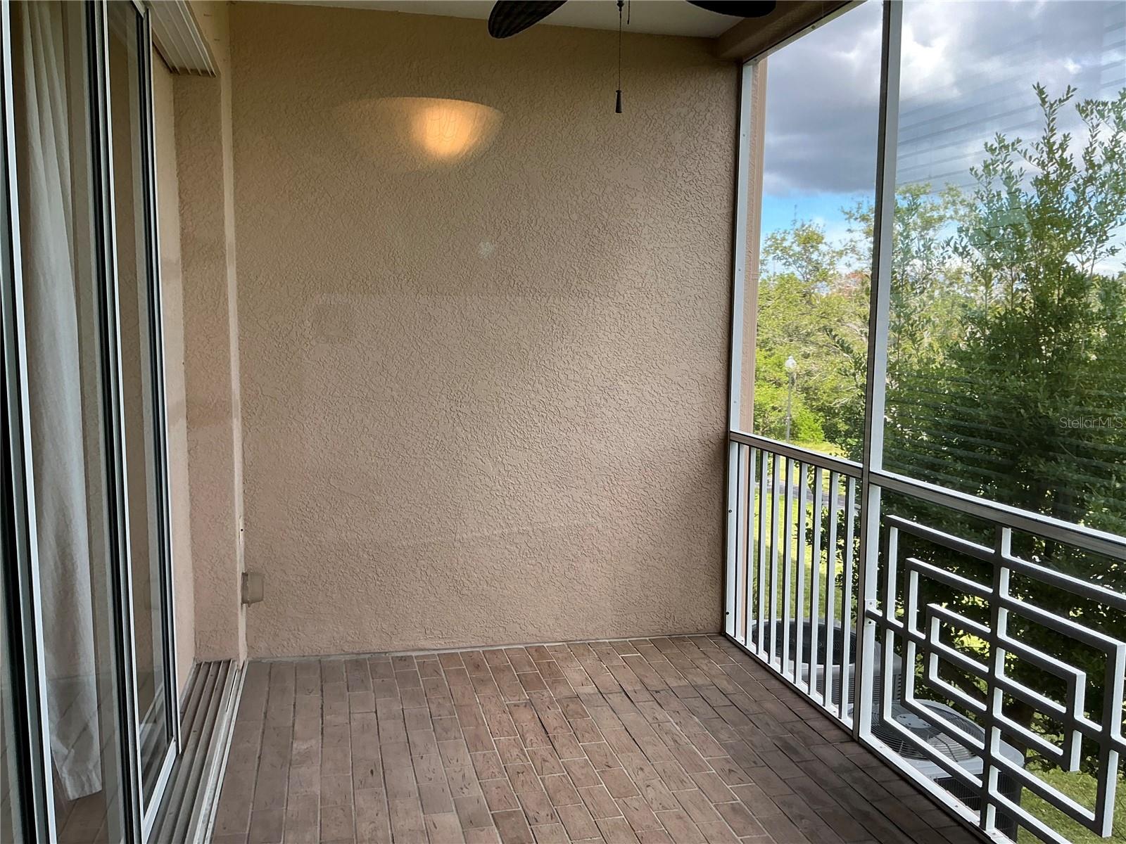 SEMINOLE ISLE - Residential Lease