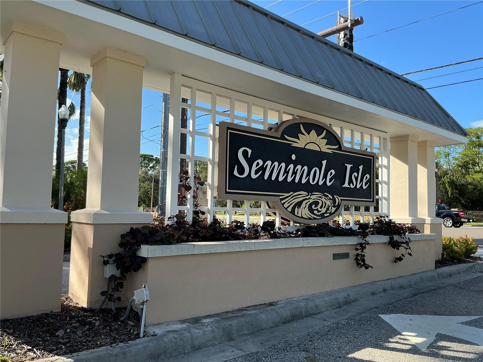 SEMINOLE ISLE - Residential Lease
