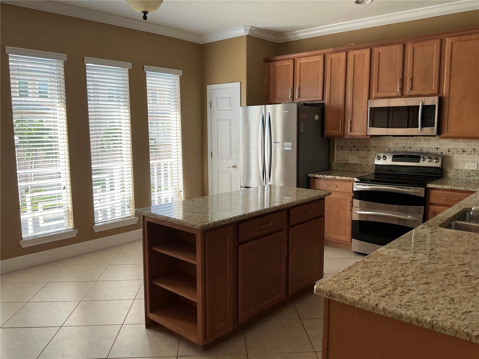 SEMINOLE ISLE - Residential Lease