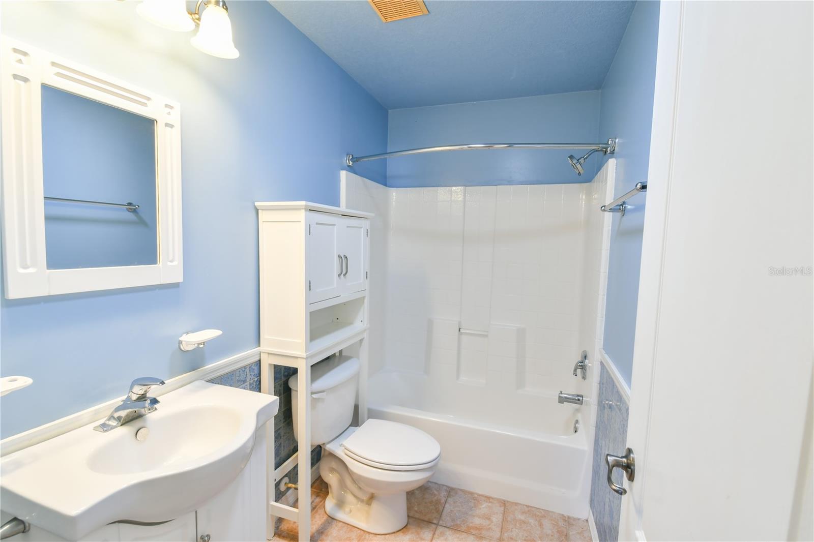 PORT CHARLOTTE SUB 08 - Residential Lease