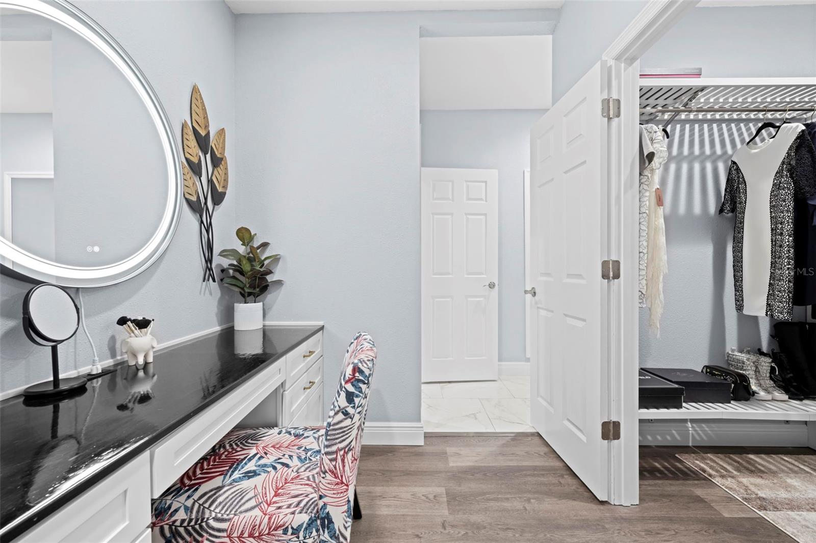 HAMPTON HILLS - Residential