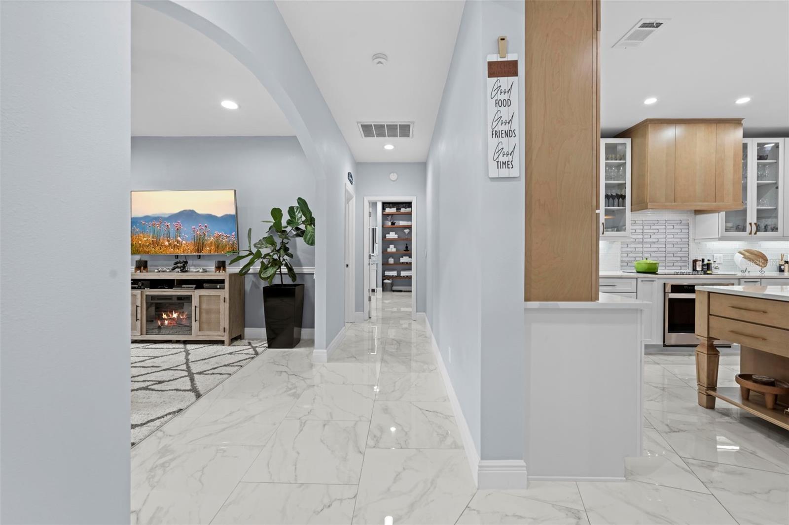 HAMPTON HILLS - Residential