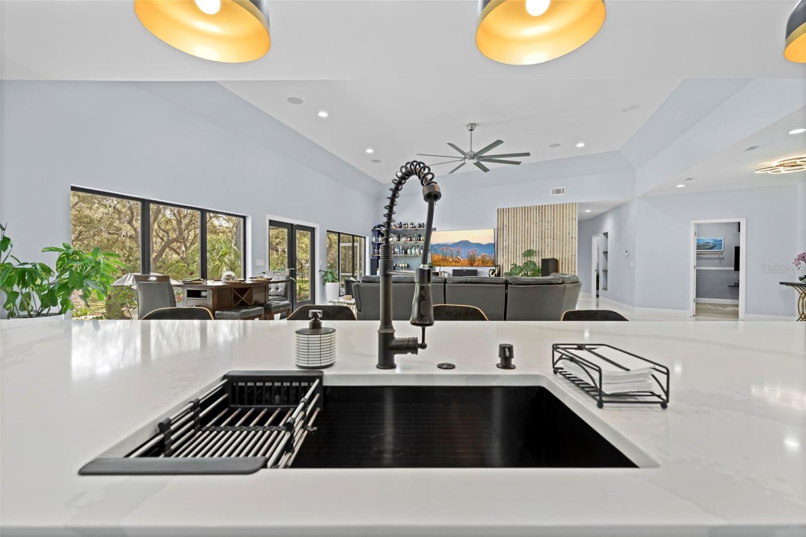 HAMPTON HILLS - Residential