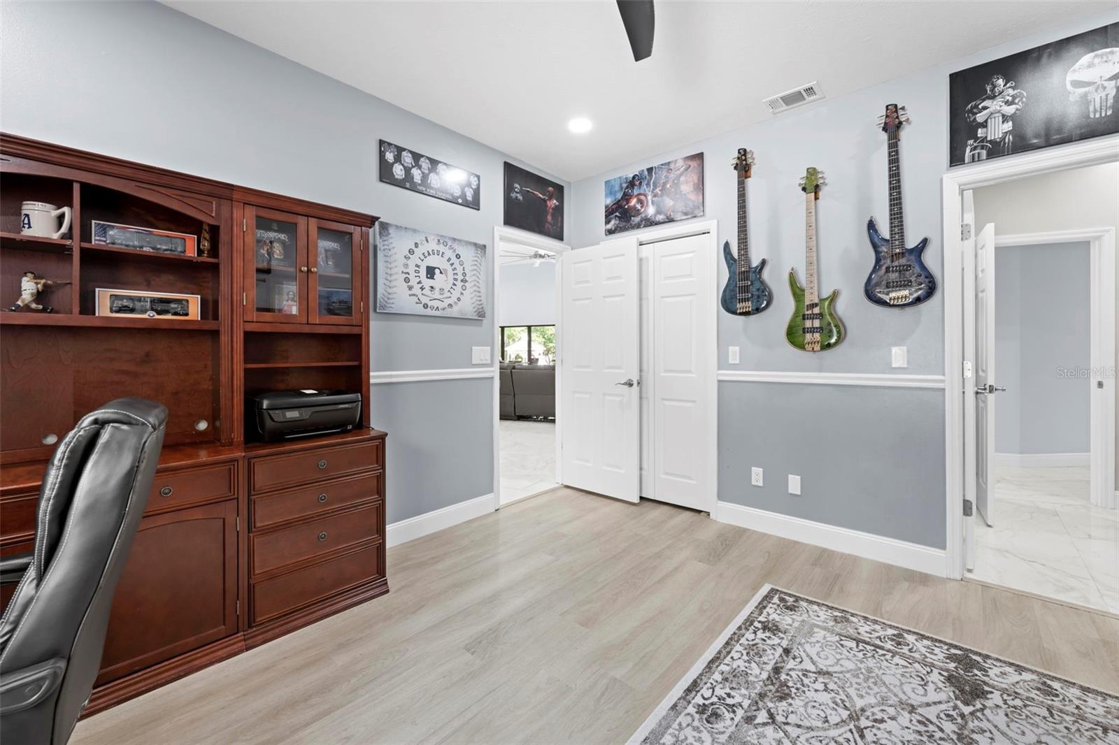 HAMPTON HILLS - Residential