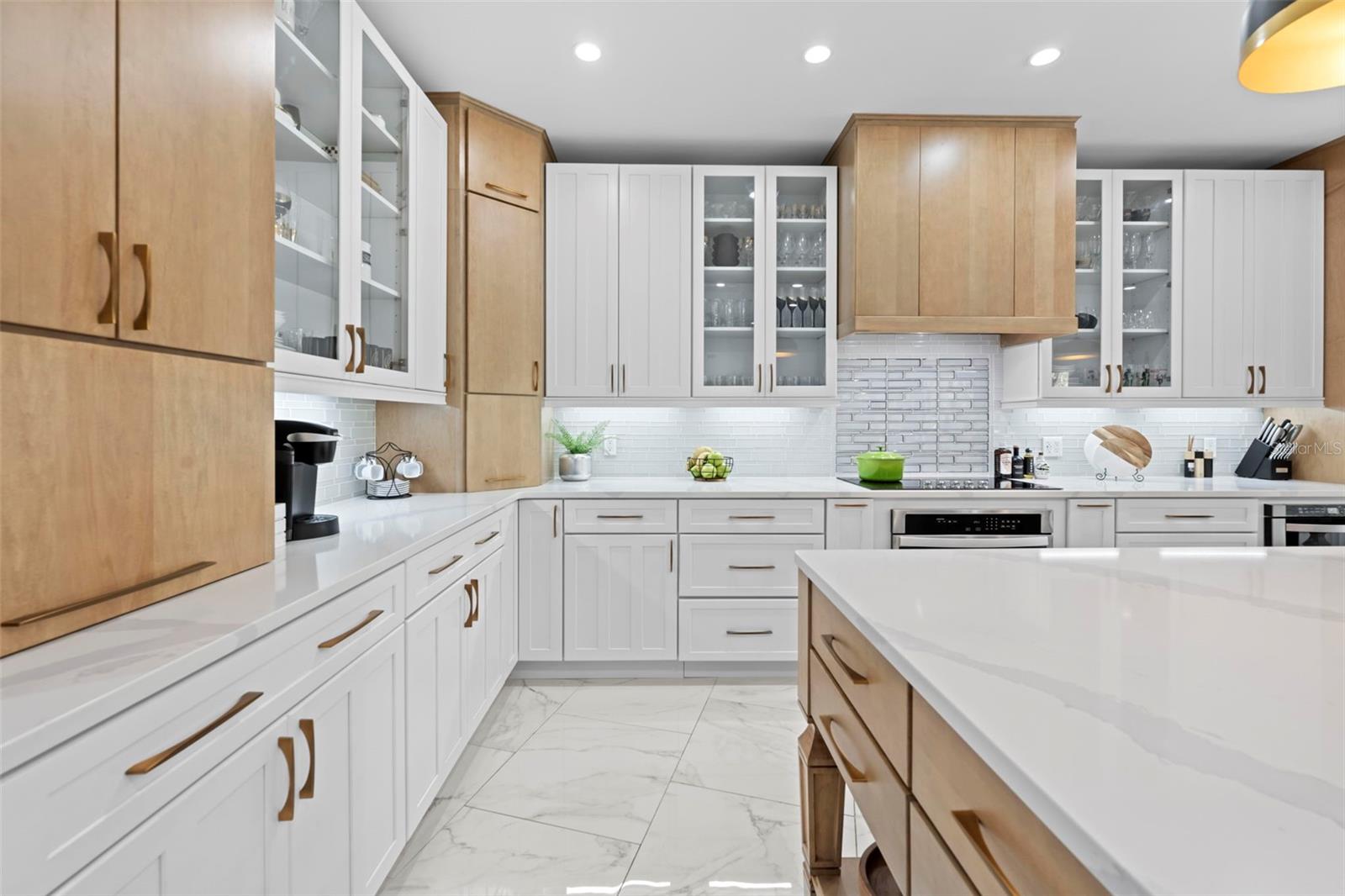 HAMPTON HILLS - Residential