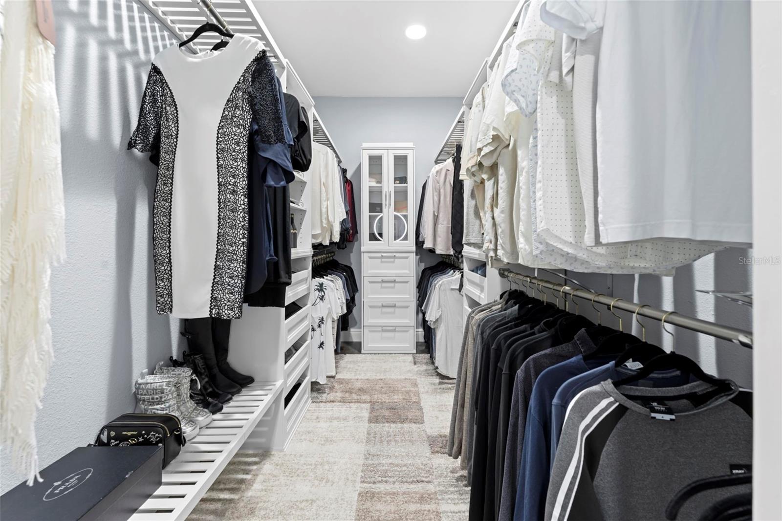 HAMPTON HILLS - Residential