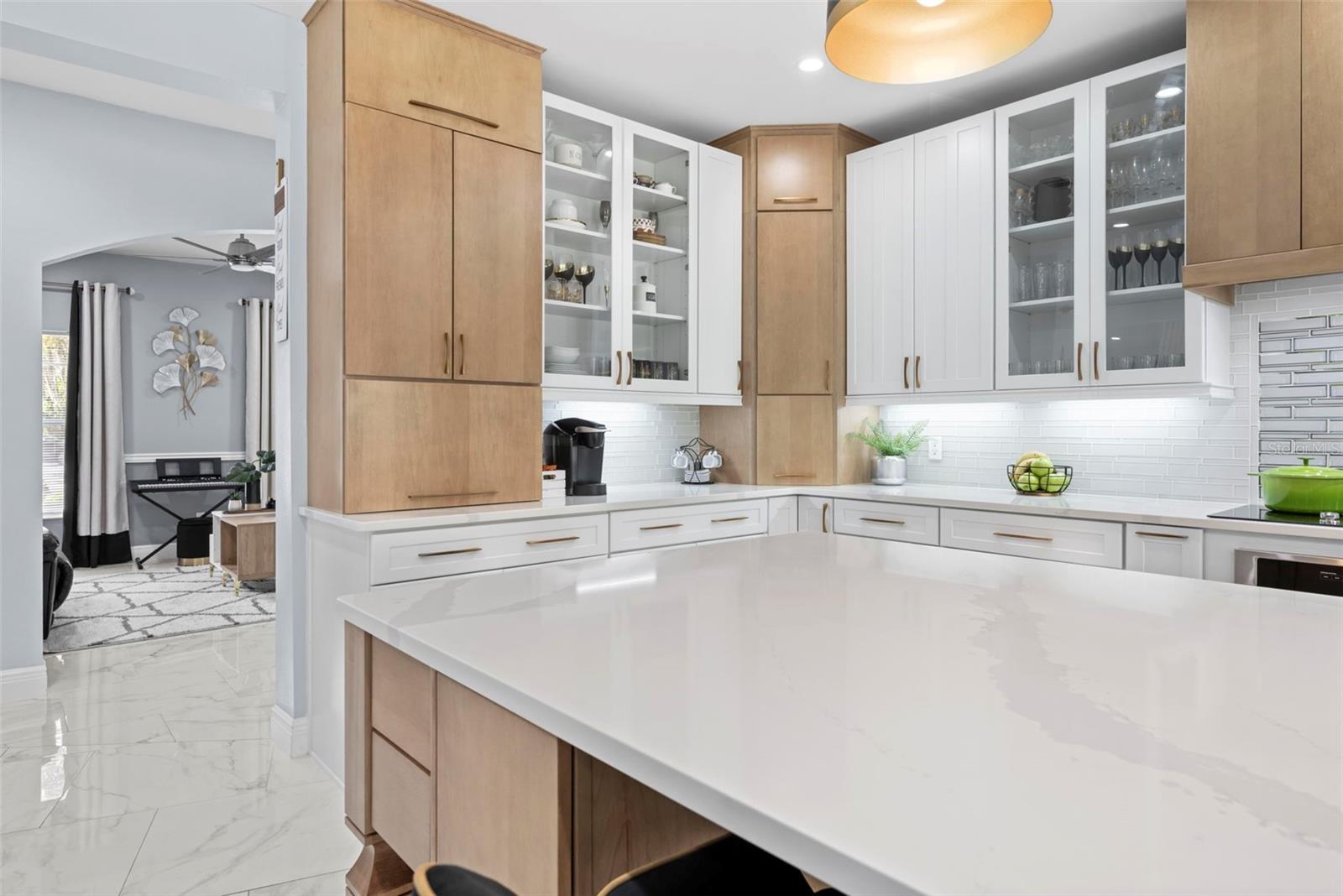 HAMPTON HILLS - Residential