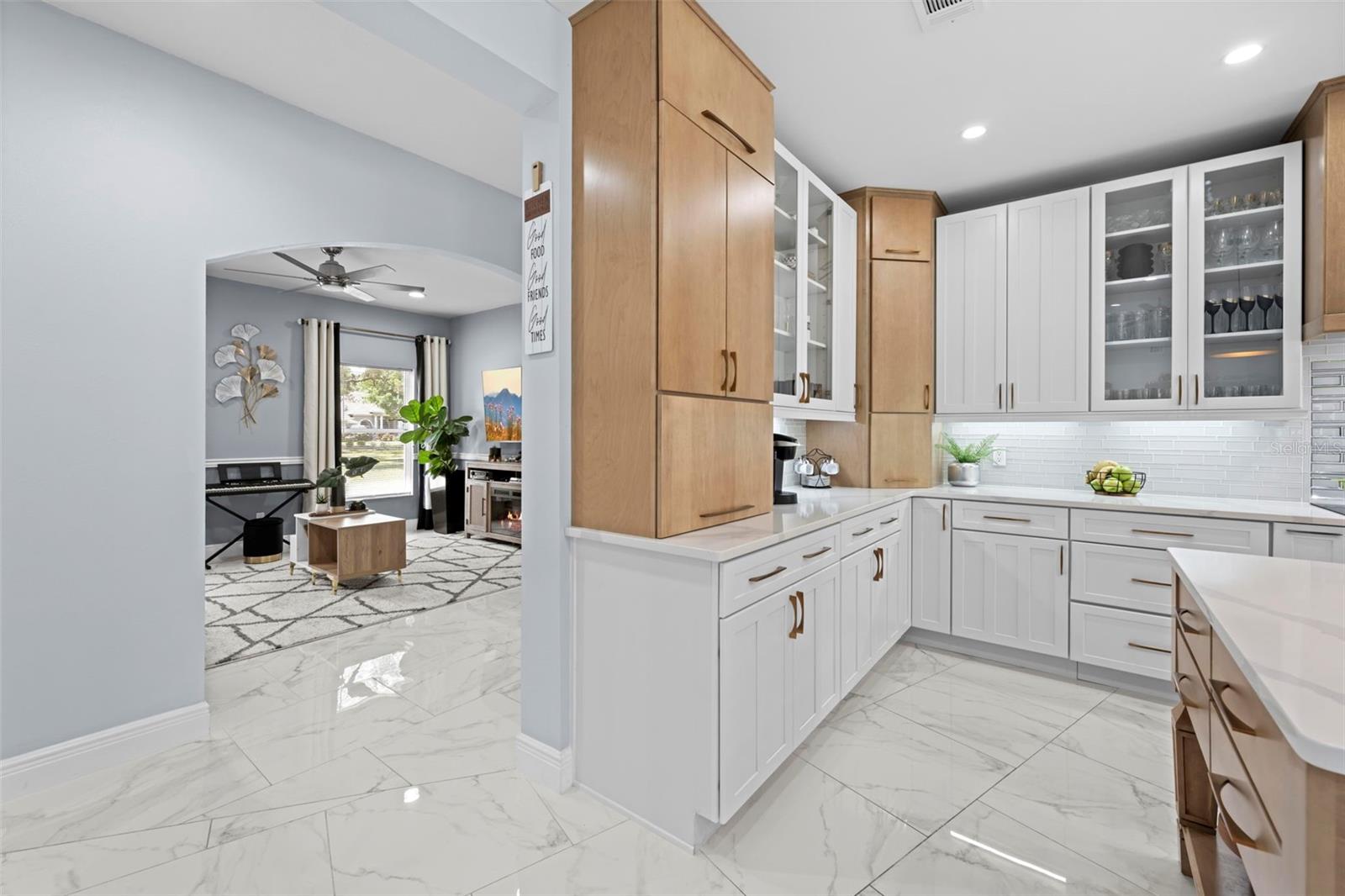 HAMPTON HILLS - Residential