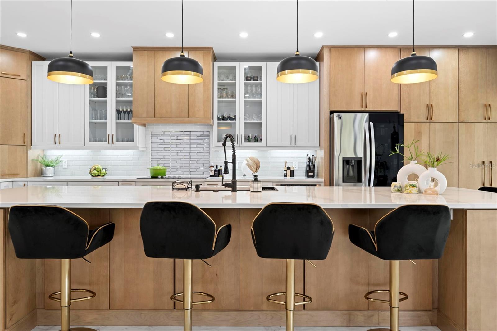 HAMPTON HILLS - Residential