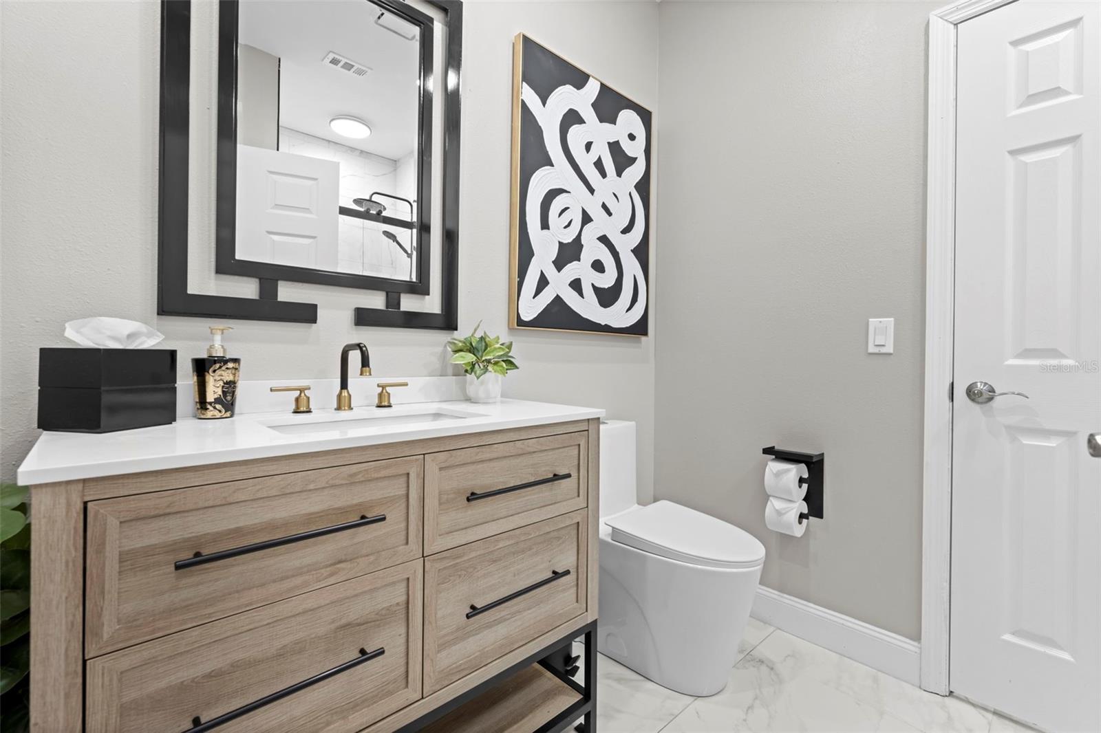 HAMPTON HILLS - Residential