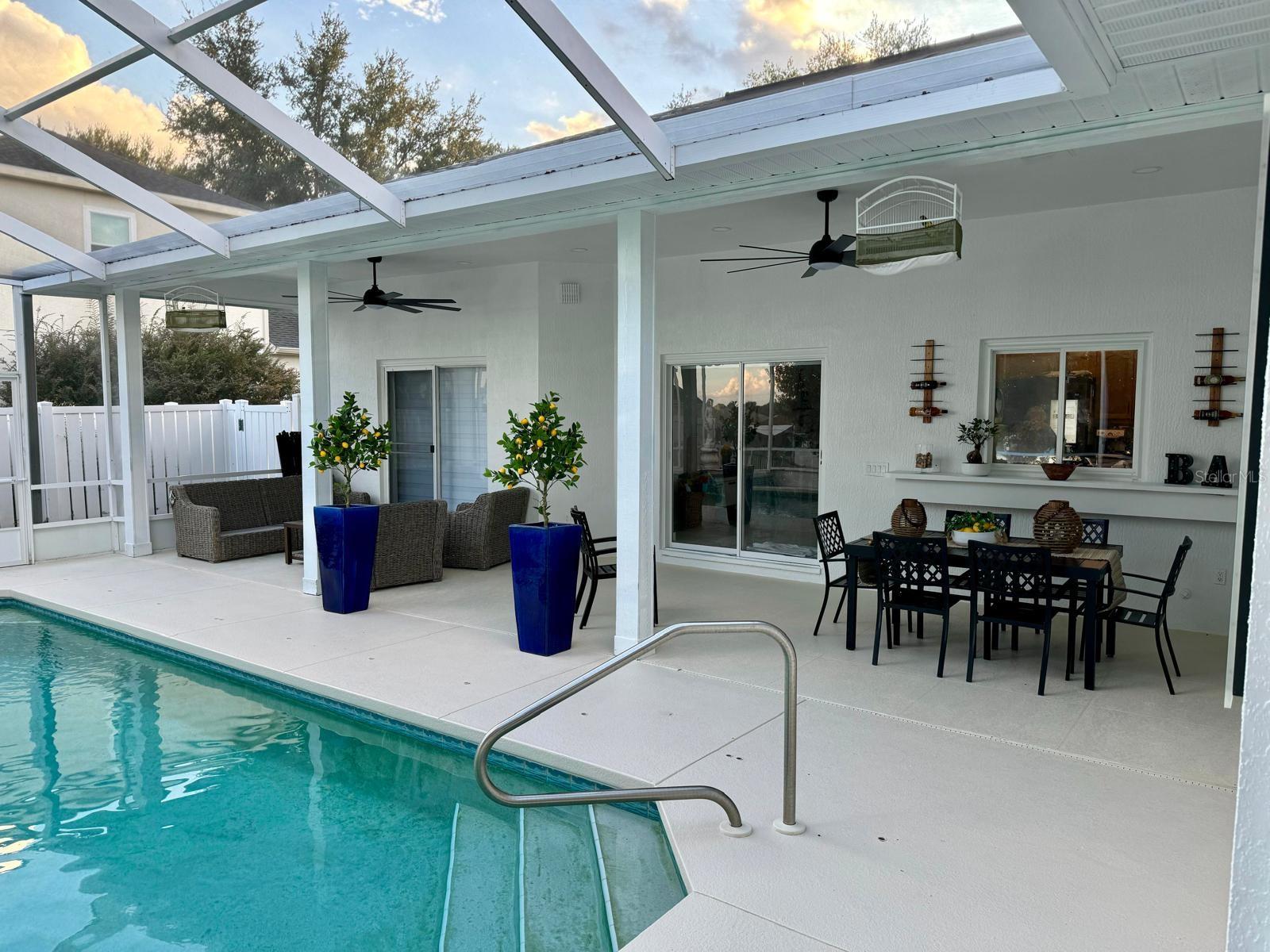CHARLOMA - Residential