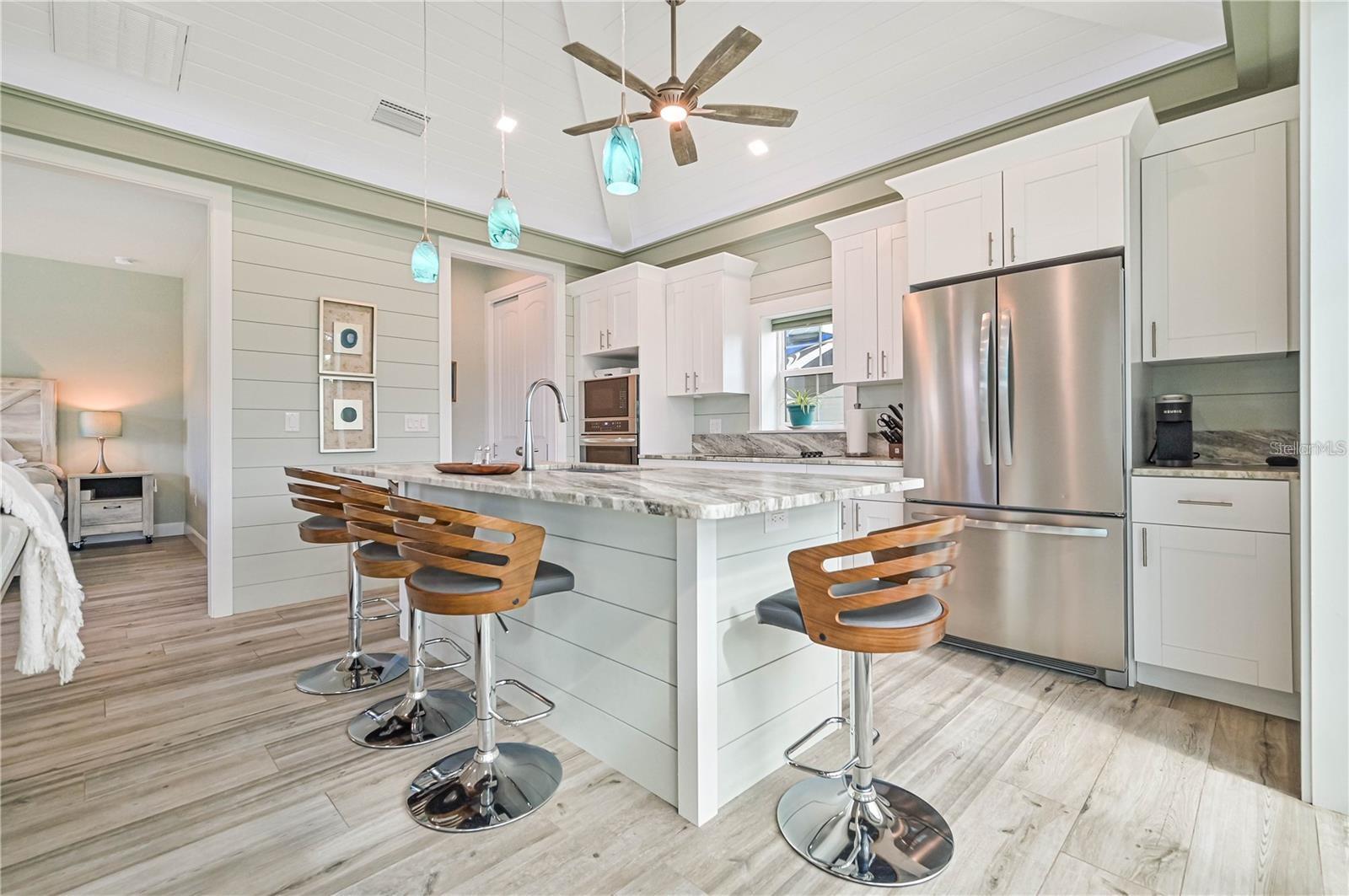 THORNTON CRK MOTORCOACH RESIDENCE - Residential