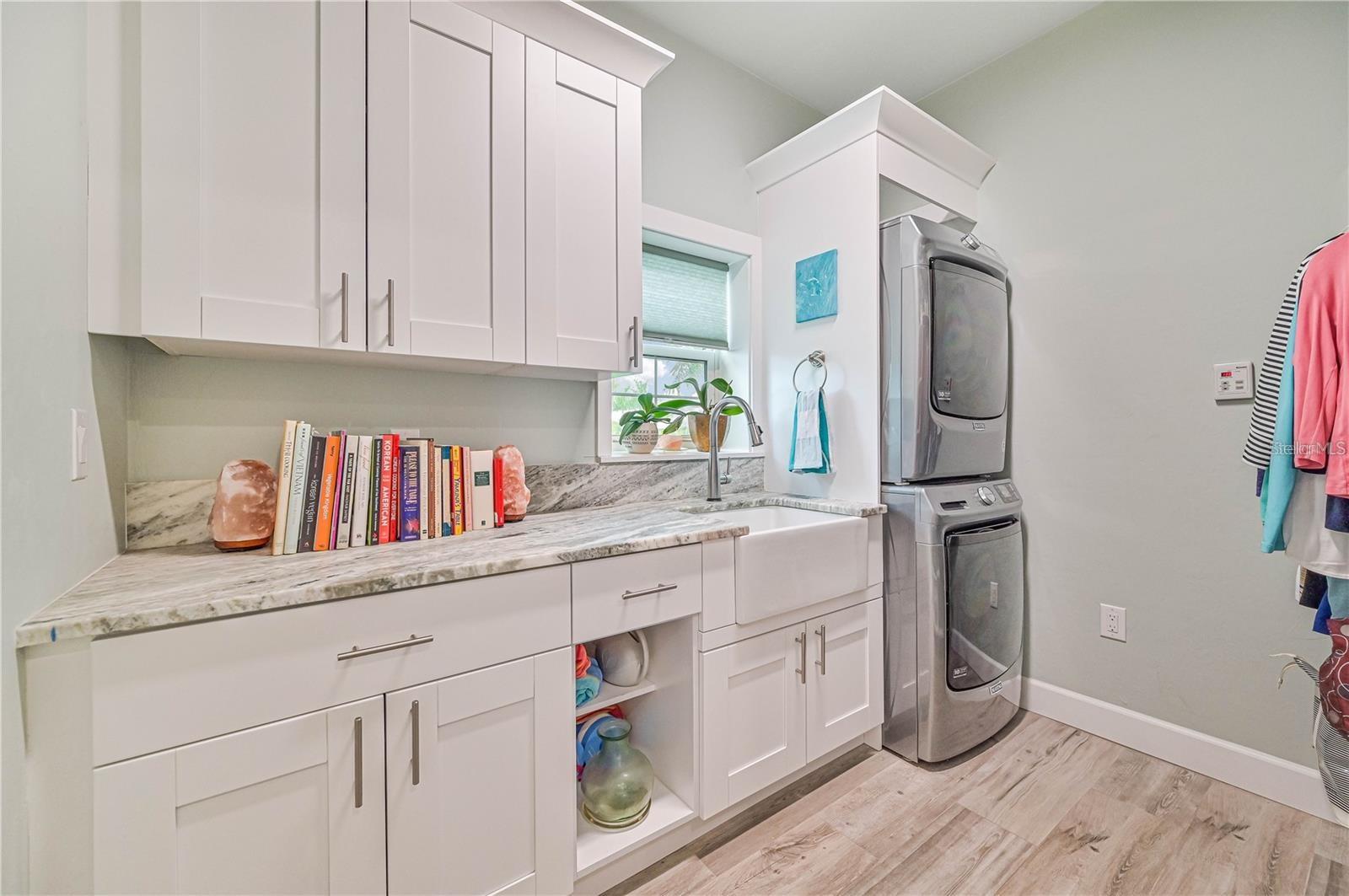 THORNTON CRK MOTORCOACH RESIDENCE - Residential