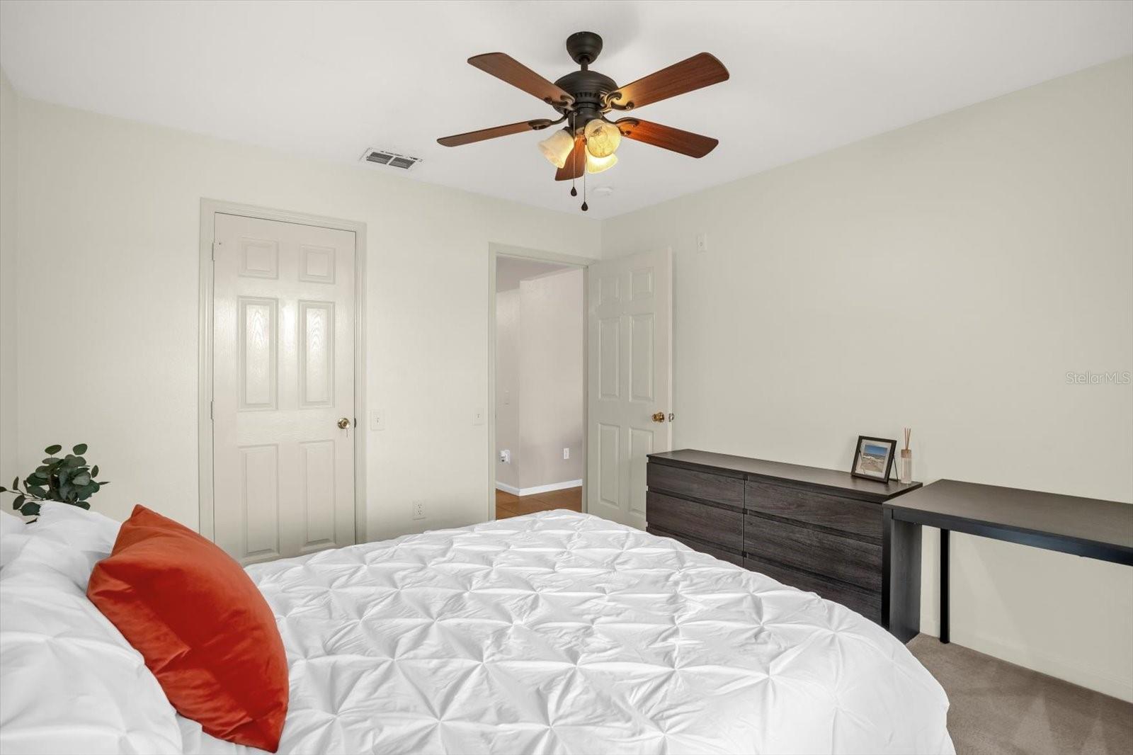 OASIS 02 CONDO PH 04 - Residential