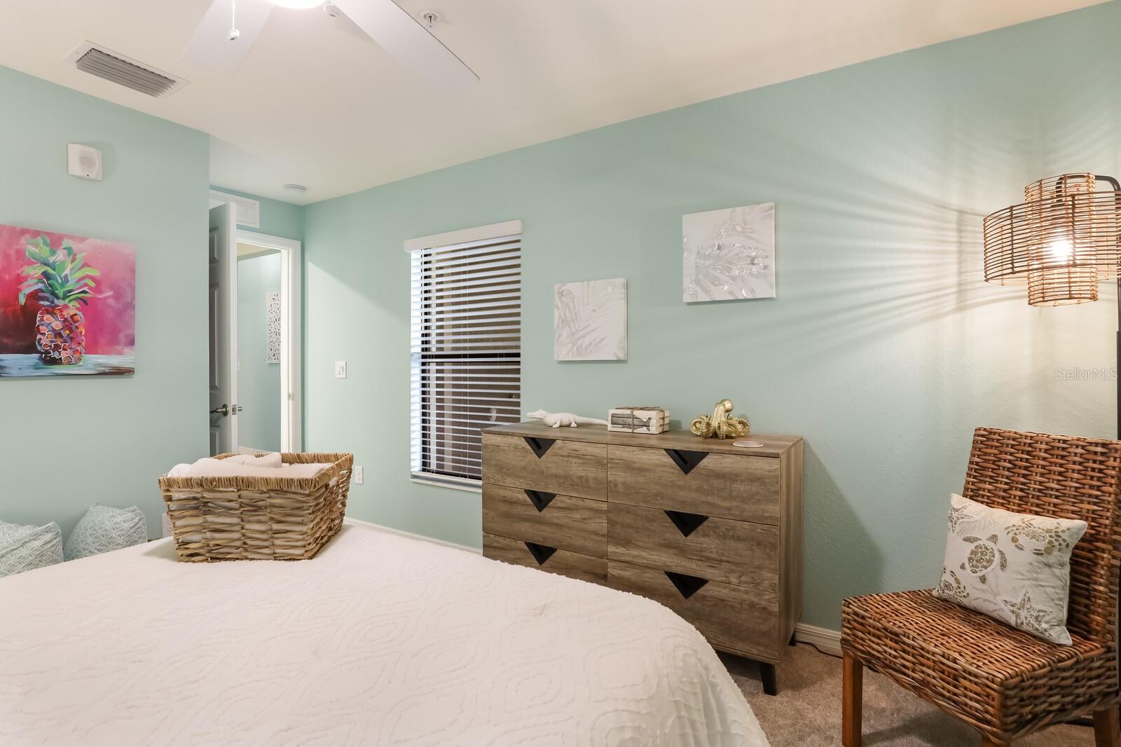 LAKEWOOD NATIONAL - Residential Lease