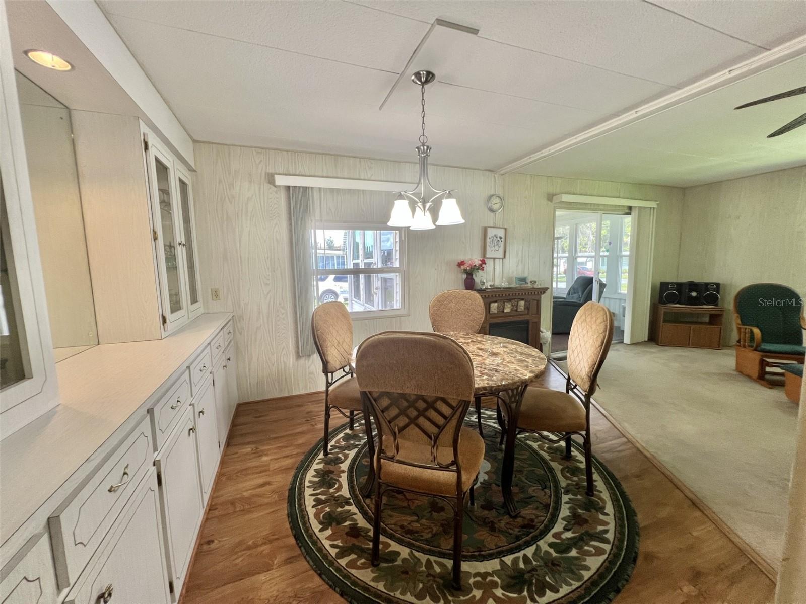 424 HAWTHORNE BOULEVARD