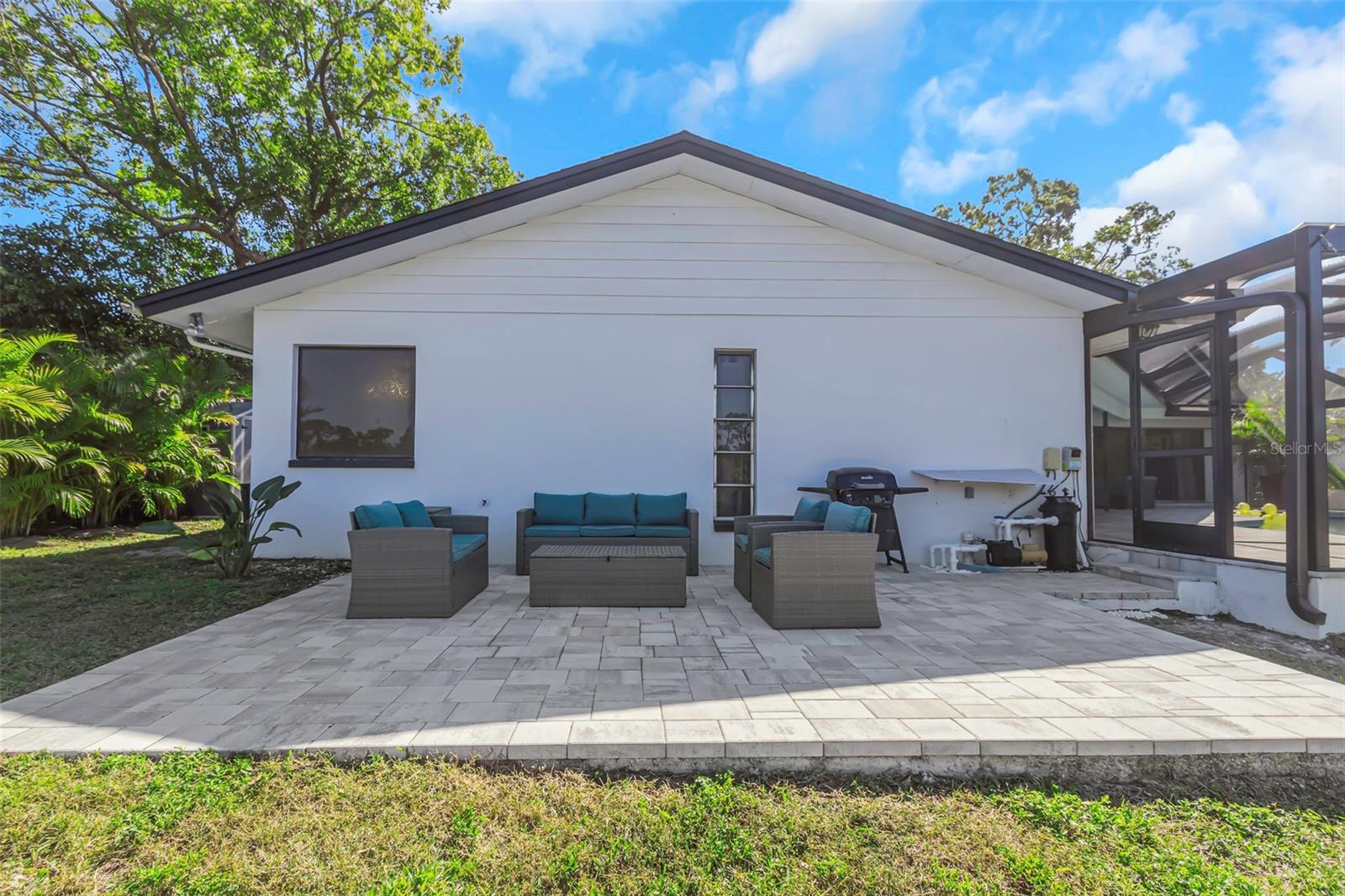 WESTLAKE VILLAGE PT REP OF BLK 8 - Residential