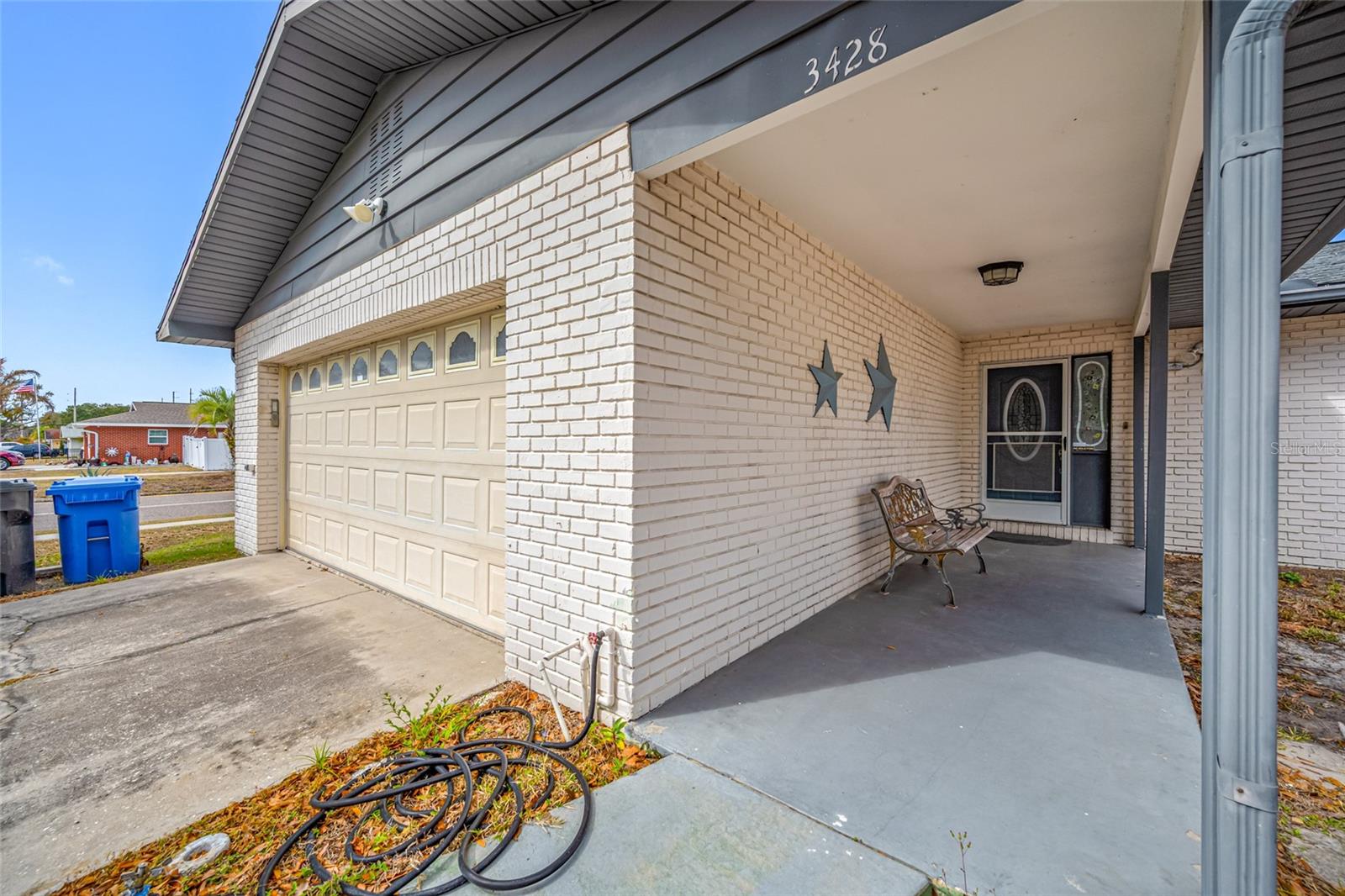 IVY ESTATES UNIT 1 - Residential Lease