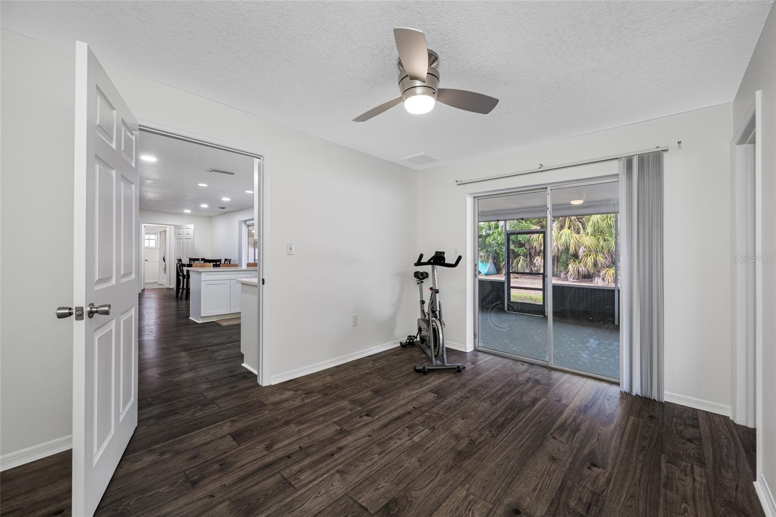 IVY ESTATES UNIT 1 - Residential Lease