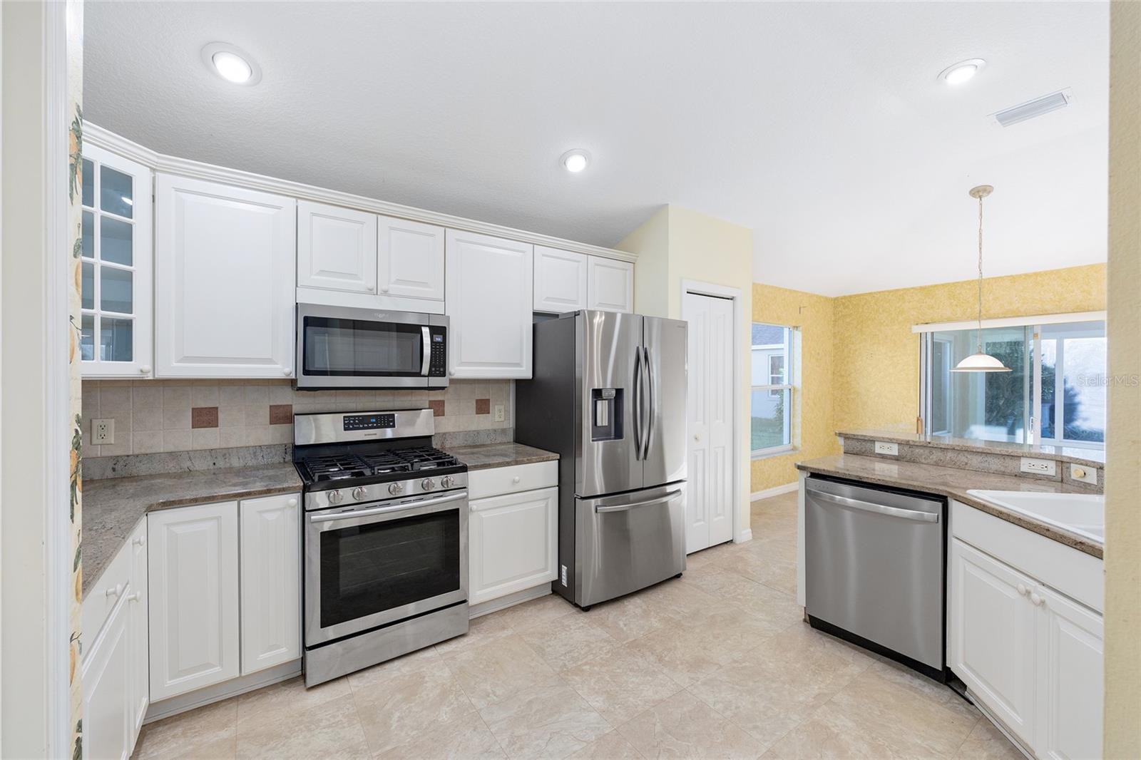 VILLAGES OF SUMTER UNIT 37 - Residential