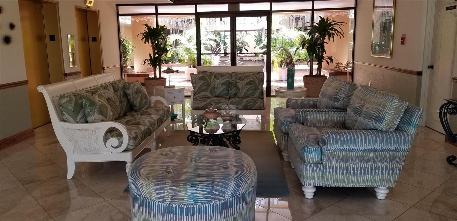 SILVER SANDS BEACH & RACQUET CLUB - Residential Lease