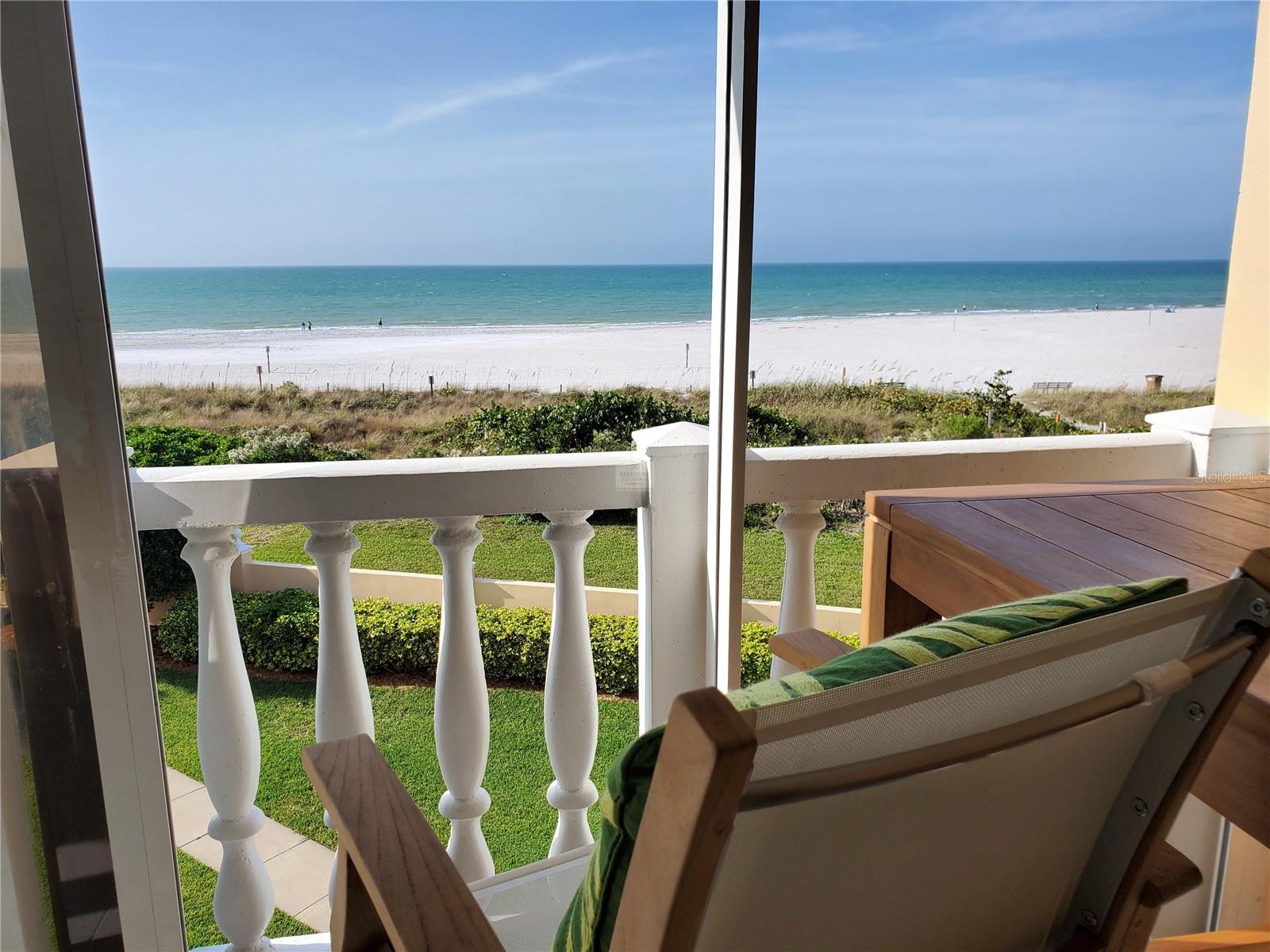 SILVER SANDS BEACH & RACQUET CLUB - Residential Lease