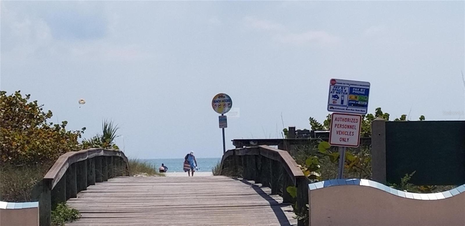 SILVER SANDS BEACH & RACQUET CLUB - Residential Lease