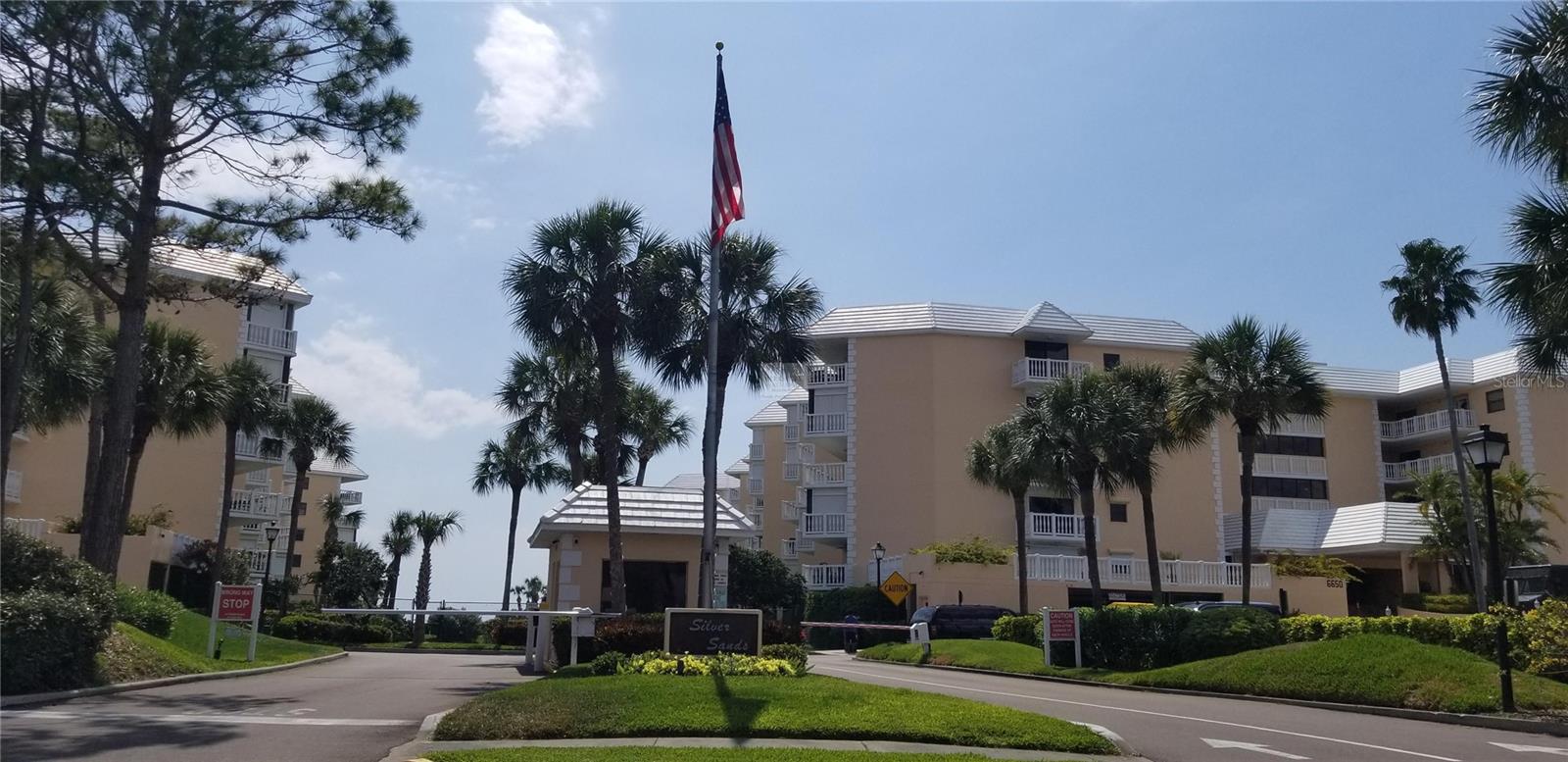 SILVER SANDS BEACH & RACQUET CLUB - Residential Lease